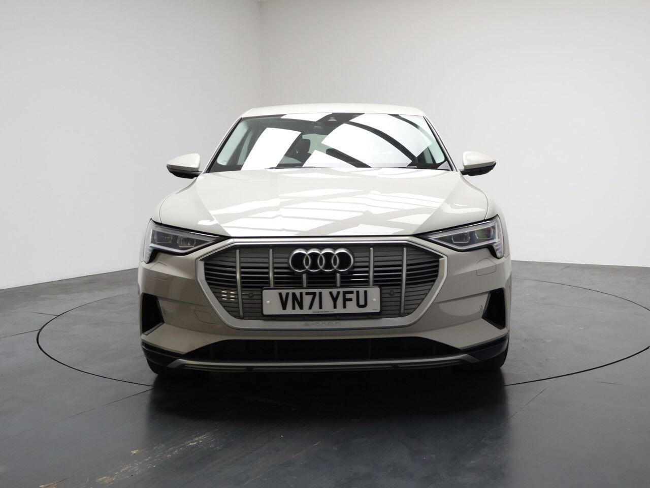 Audi E-Tron - Image 5