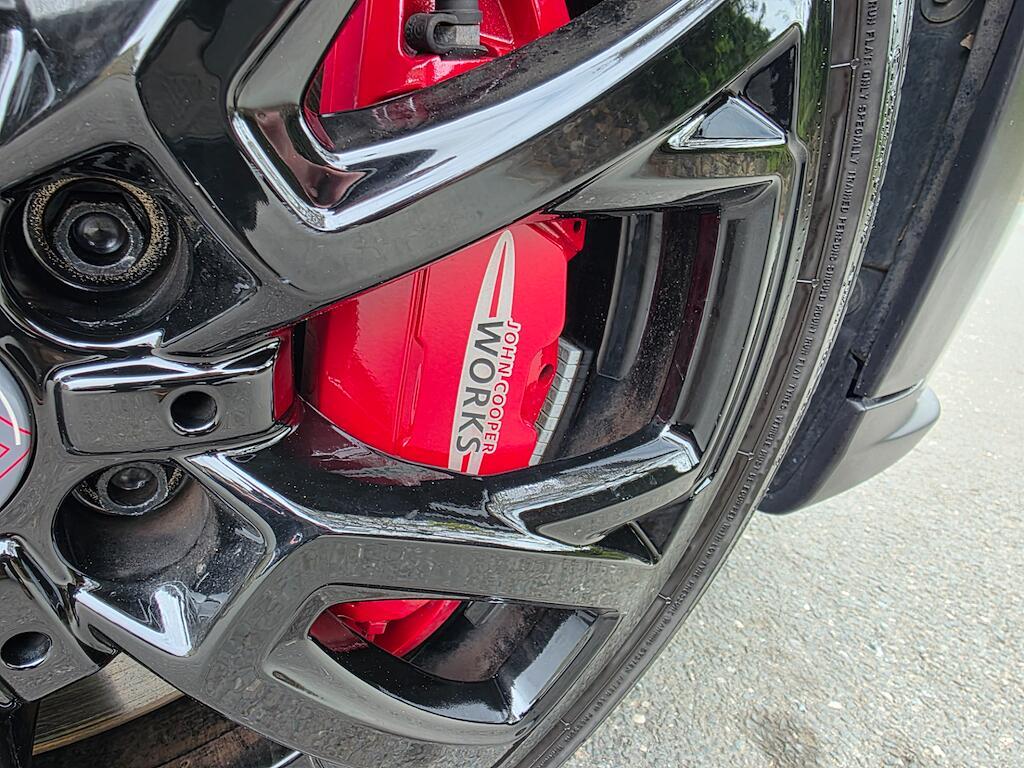 MINI Hatch - Image 35