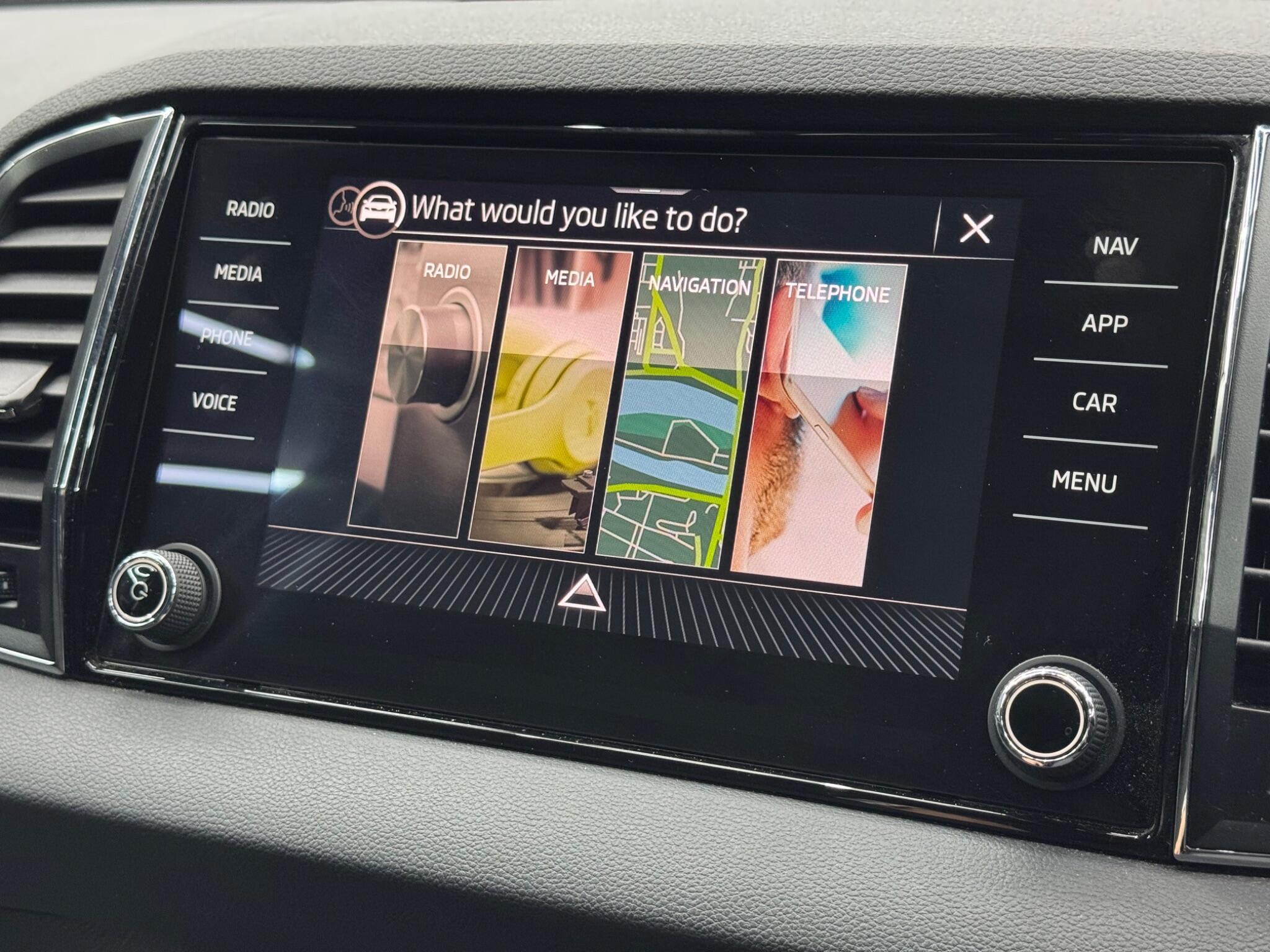 Skoda Karoq - Image 36