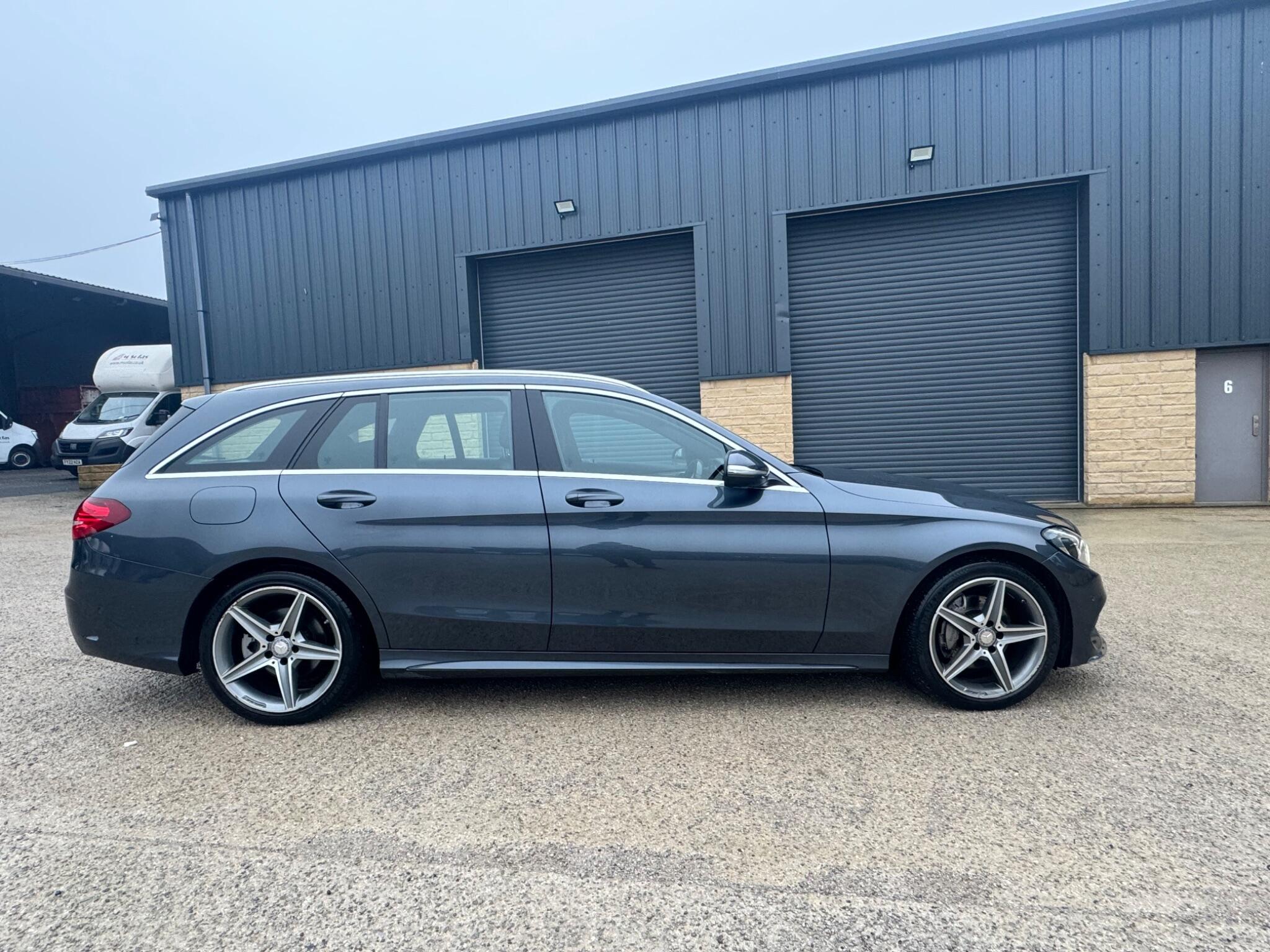 Mercedes C Class - Image 17
