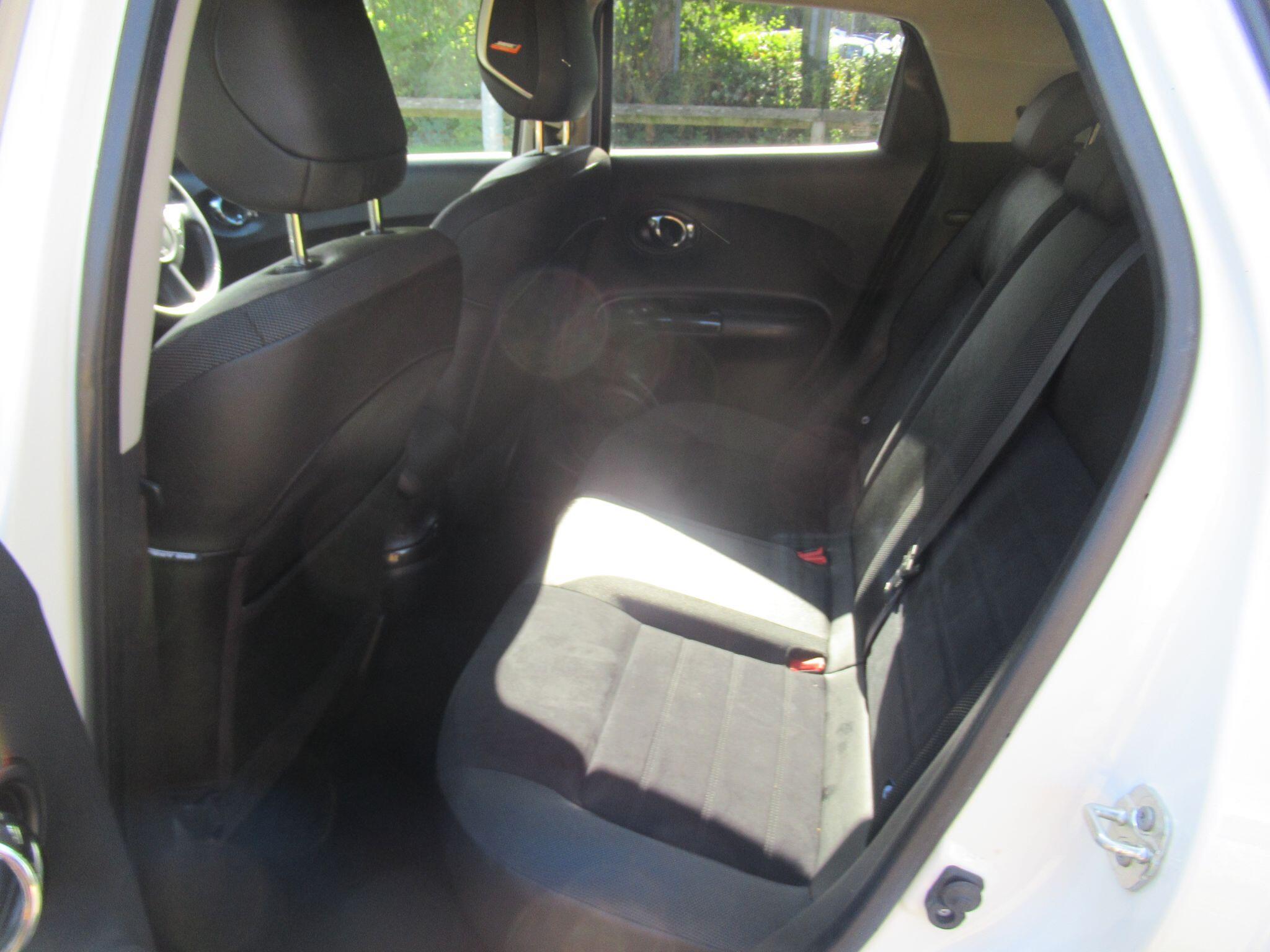 Nissan Juke - Image 16