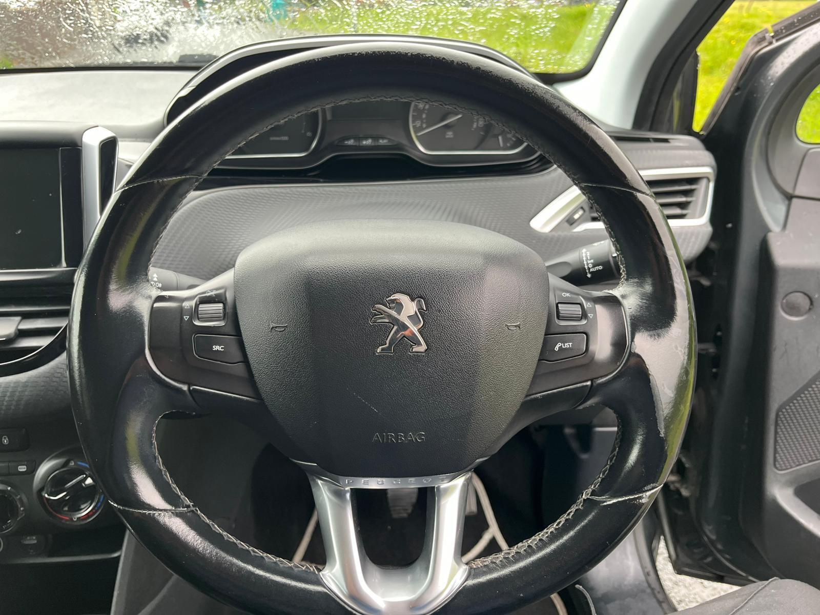 Peugeot 208 - Image 20