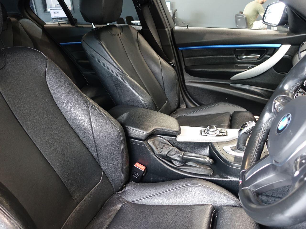 BMW 3 Series - Image 13