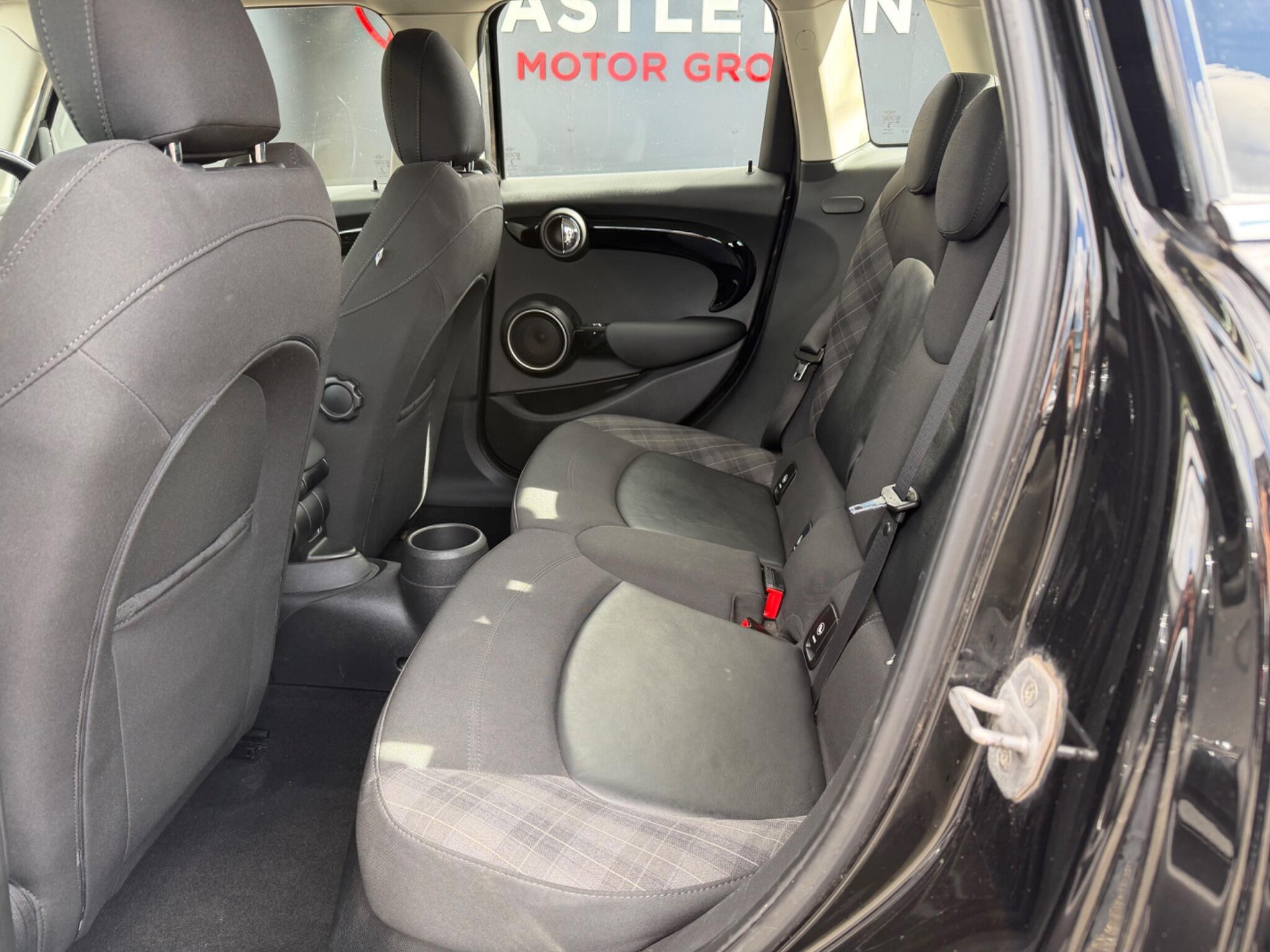 MINI Hatch - Image 10