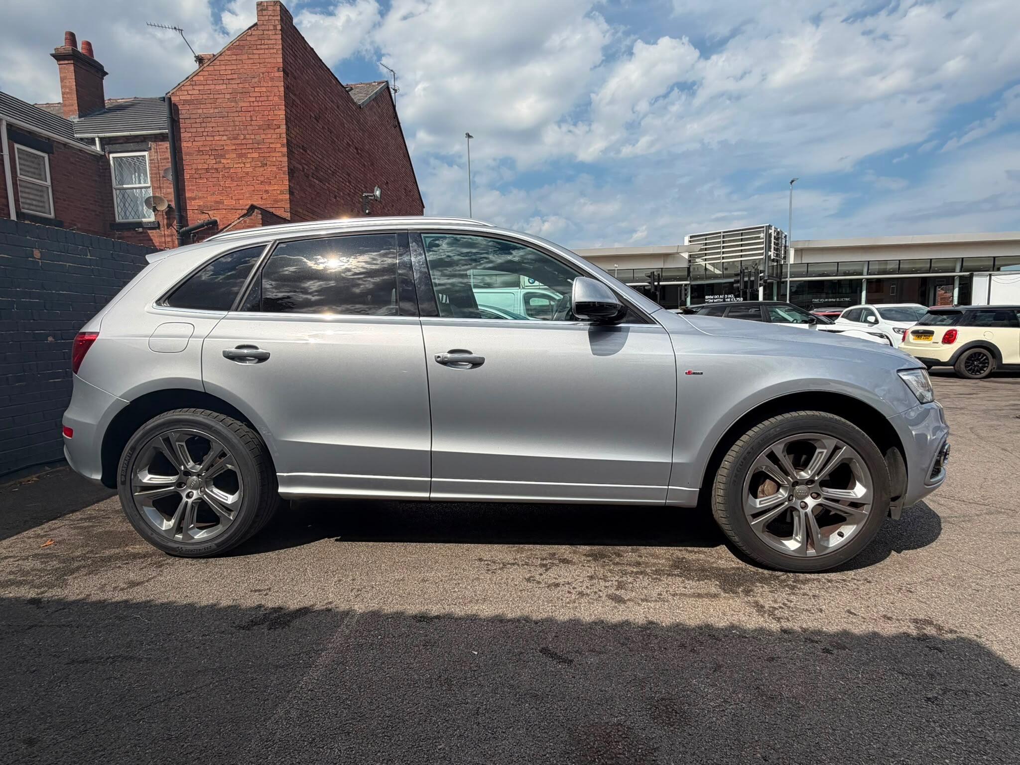 Audi Q5 - Image 7
