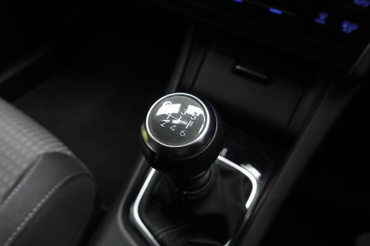 Toyota Auris - Image 30