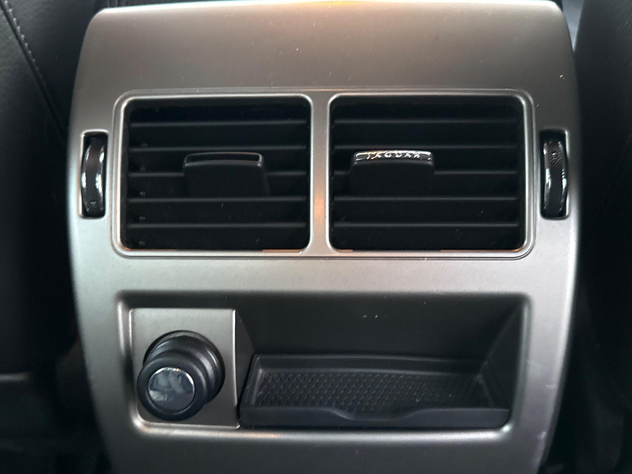 Jaguar XF - Image 42