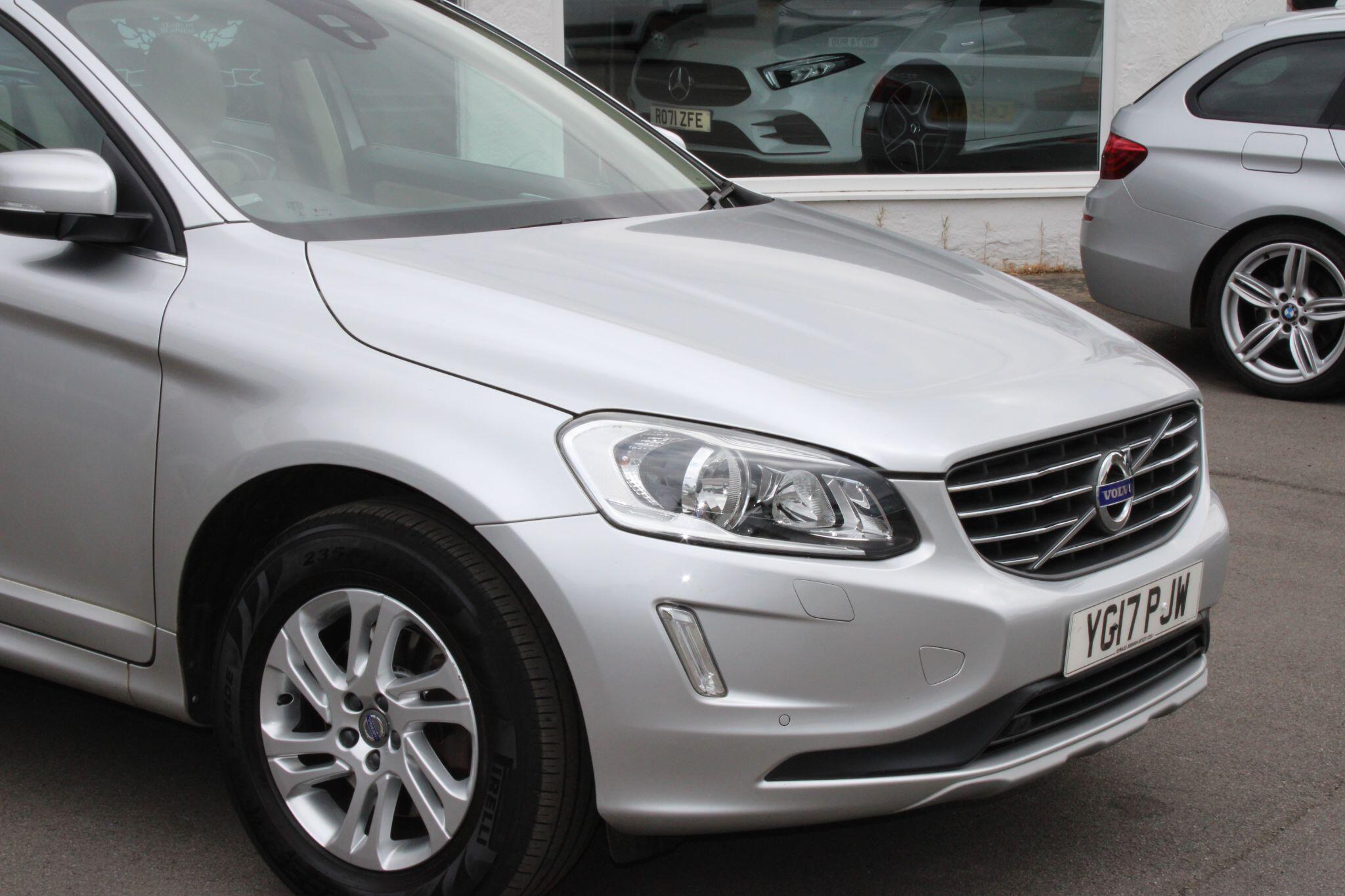 Volvo XC60 - Image 9