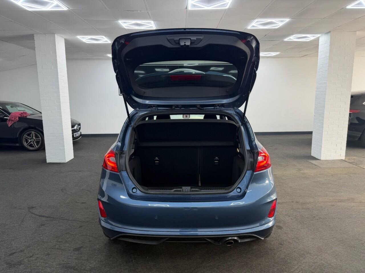 Ford Fiesta - Image 19