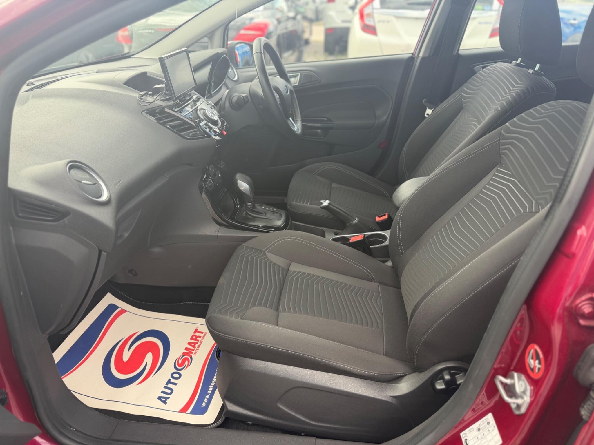 Ford Fiesta - Image 8