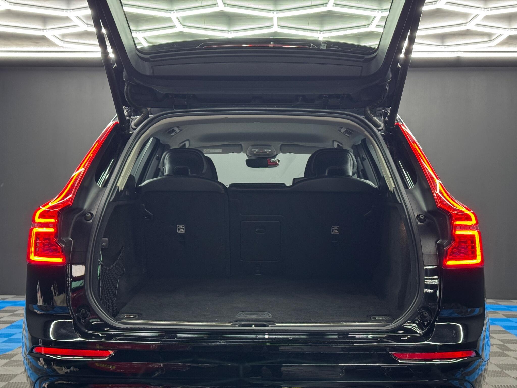 Volvo XC60 - Image 42