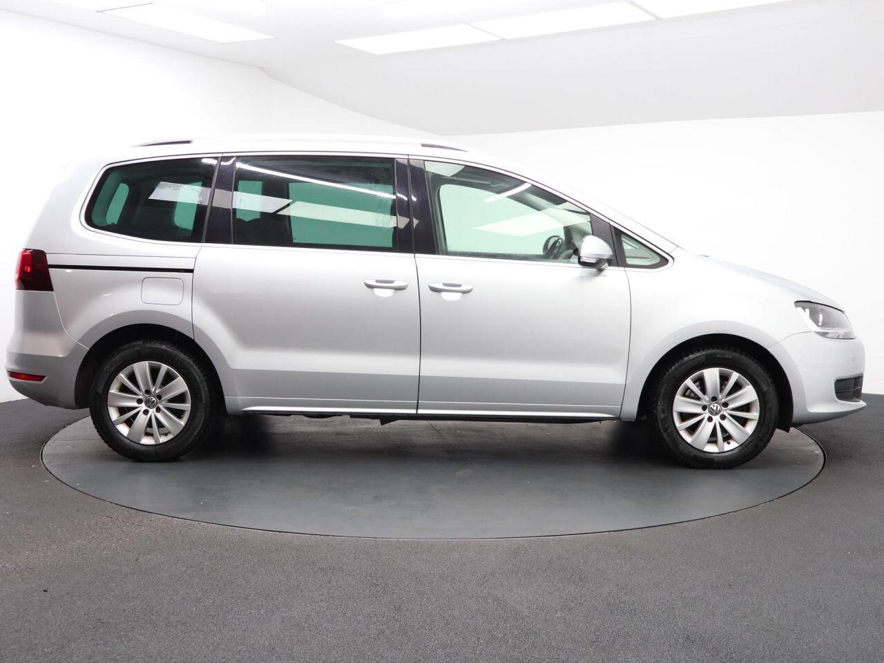 Volkswagen Sharan - Image 12