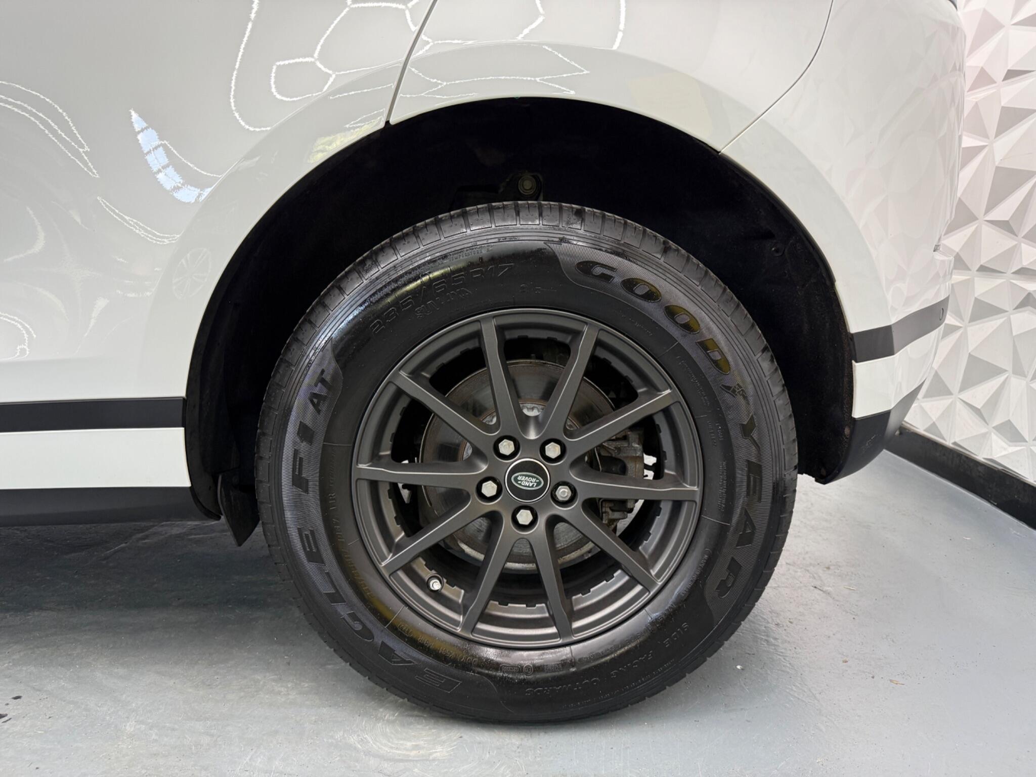Land Rover Range Rover Evoque - Image 8