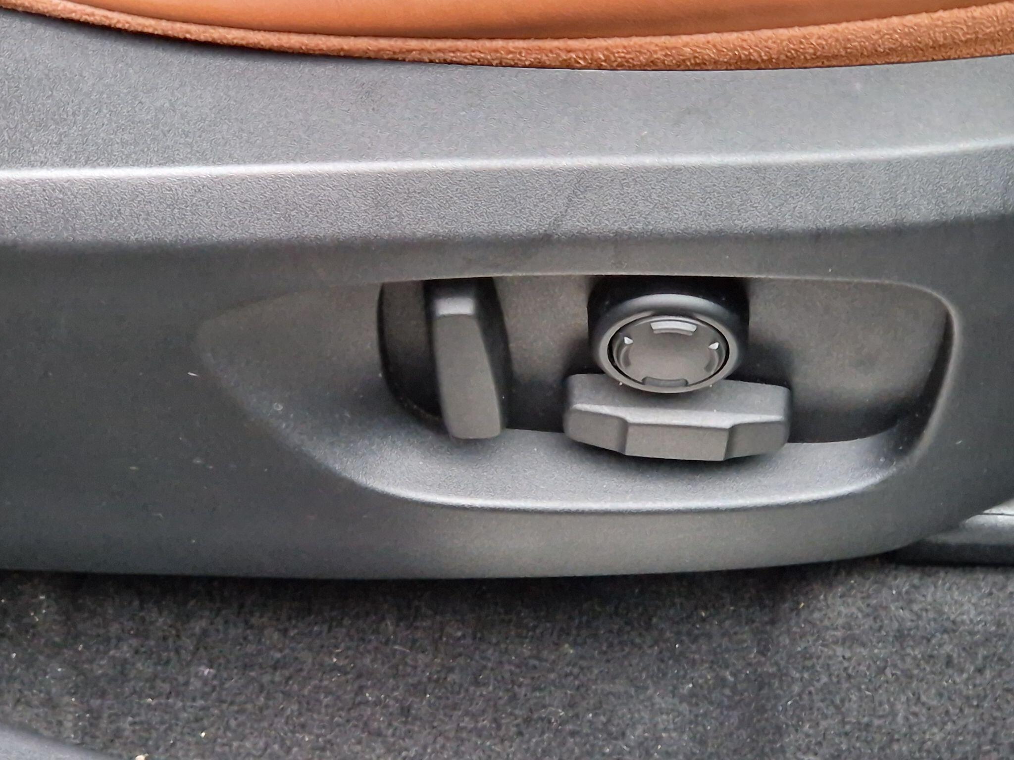 Land Rover DISCOVERY SPORT - Image 29