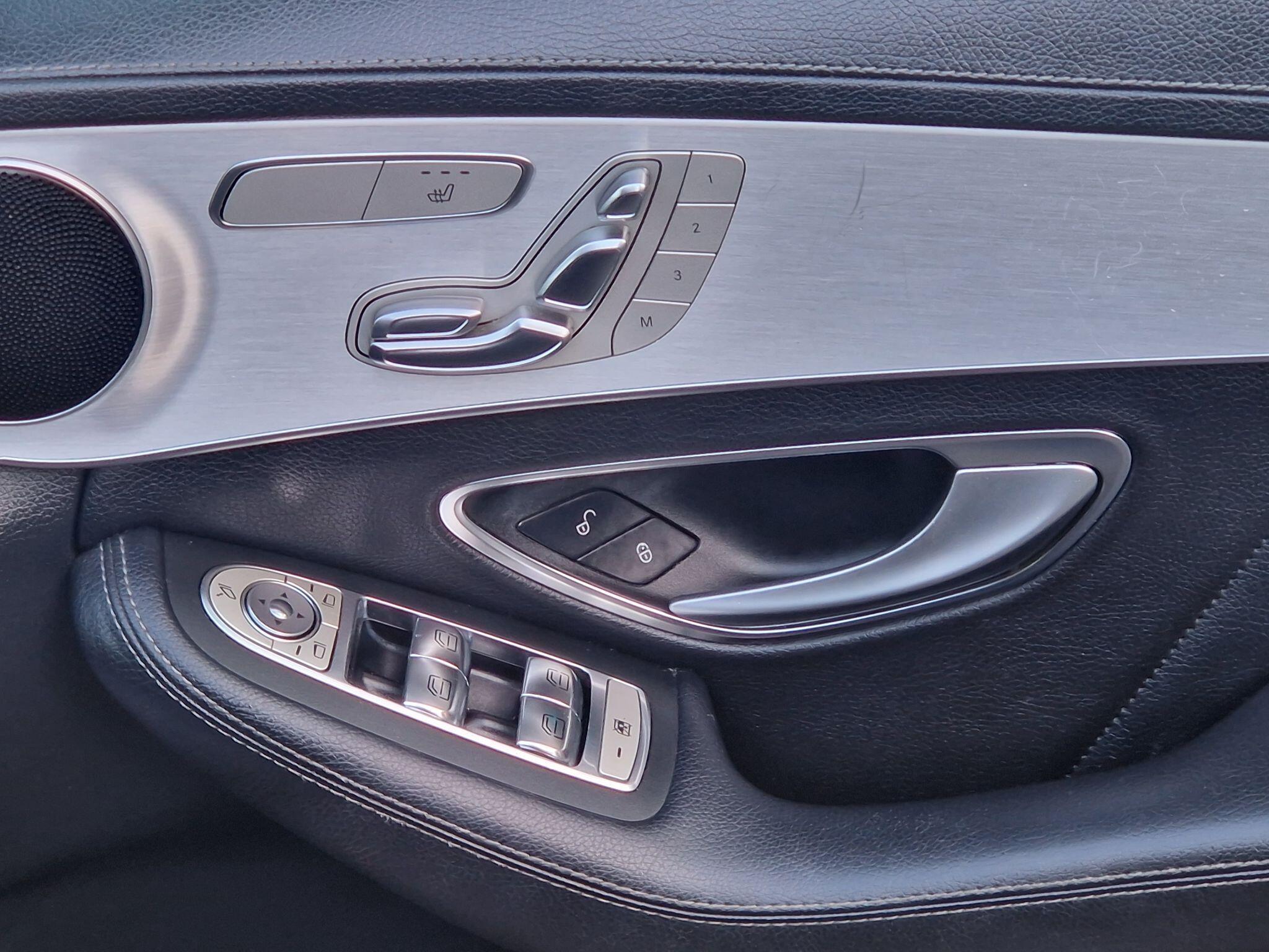 Mercedes C Class - Image 32