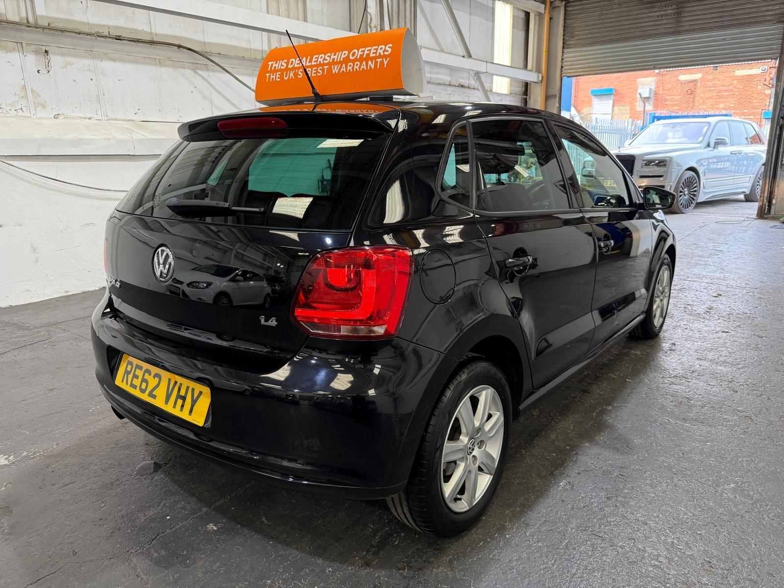Volkswagen Polo - Image 8