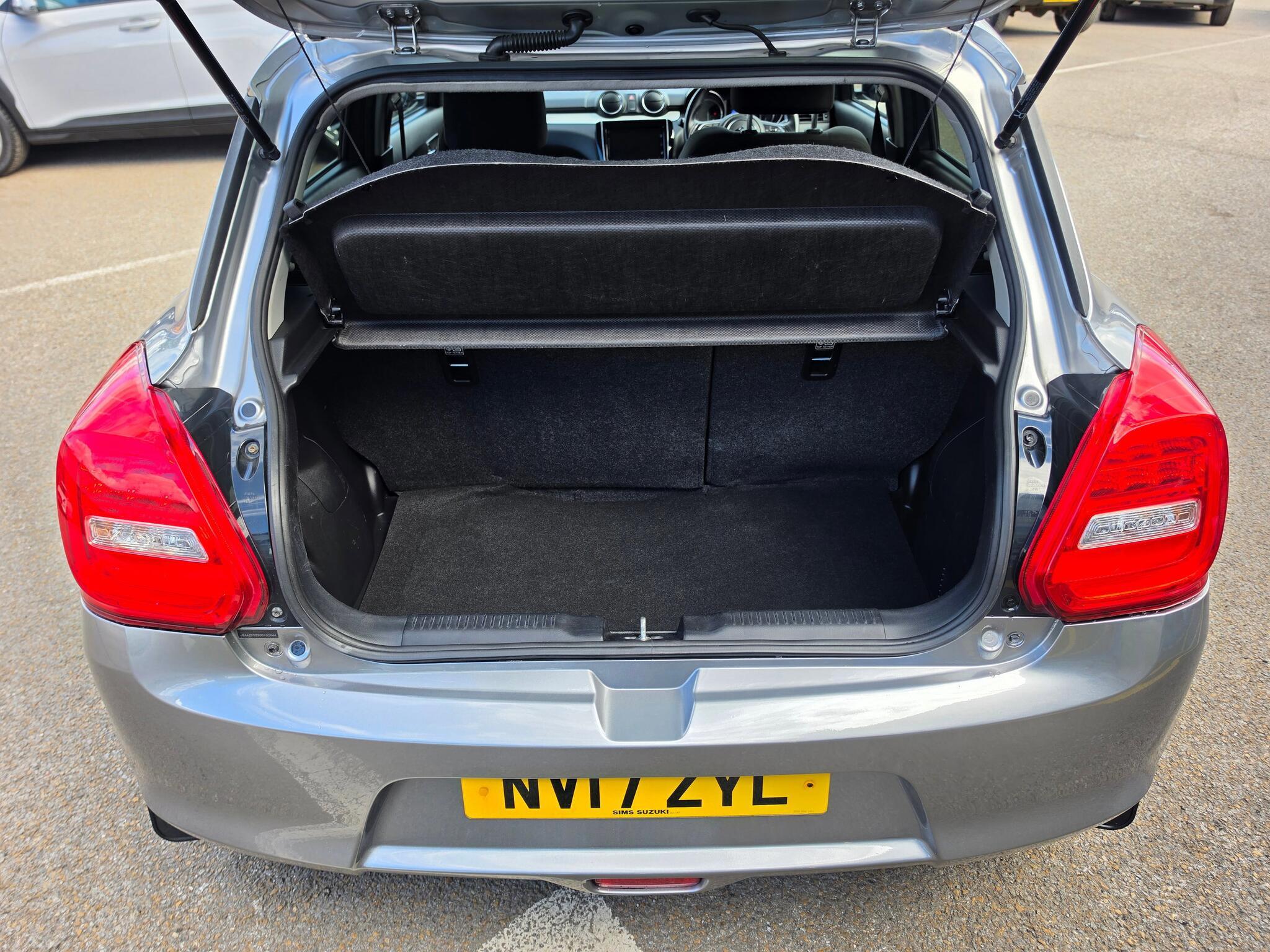 Suzuki Swift - Image 11