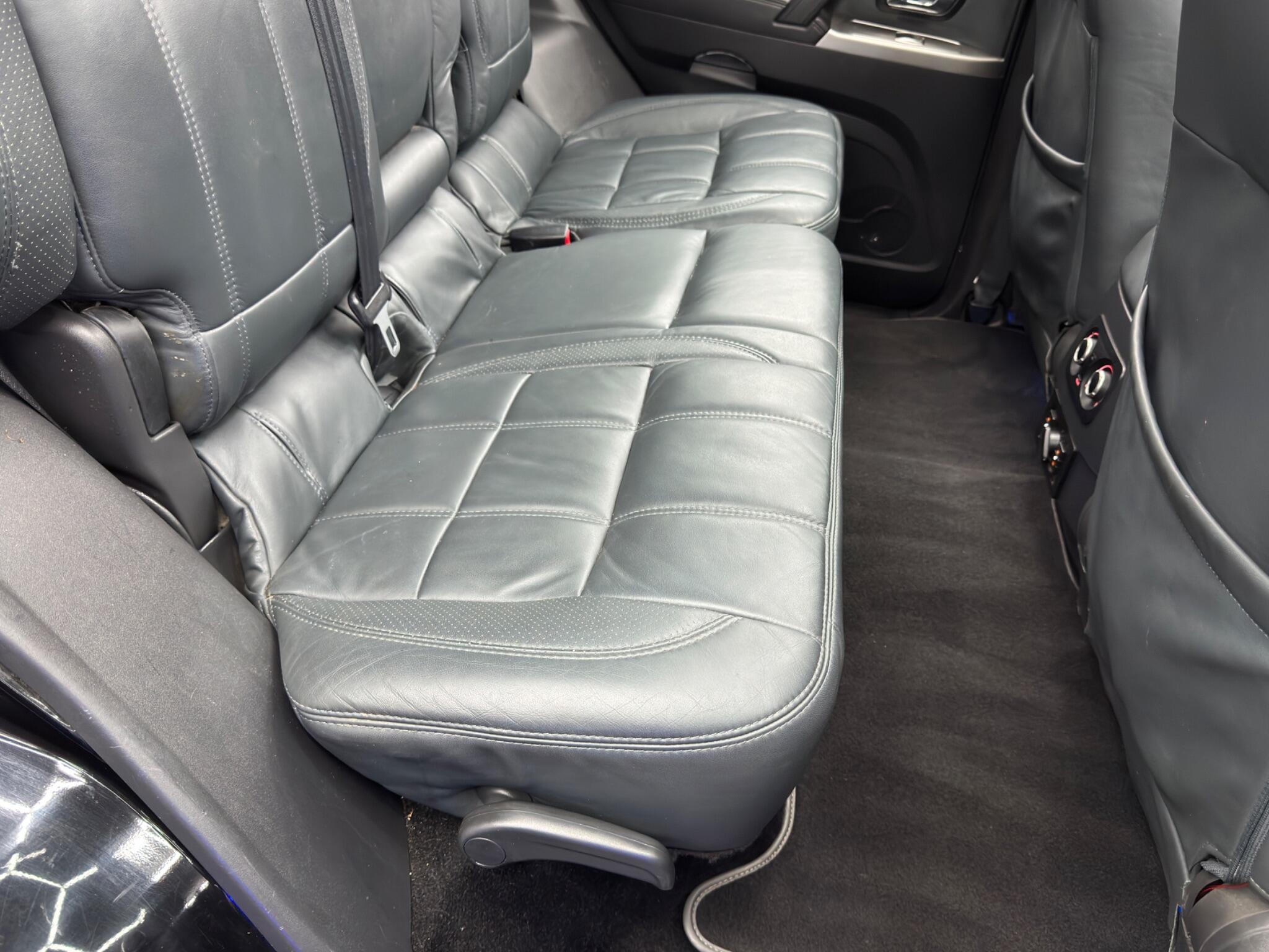 Mitsubishi Shogun - Image 16