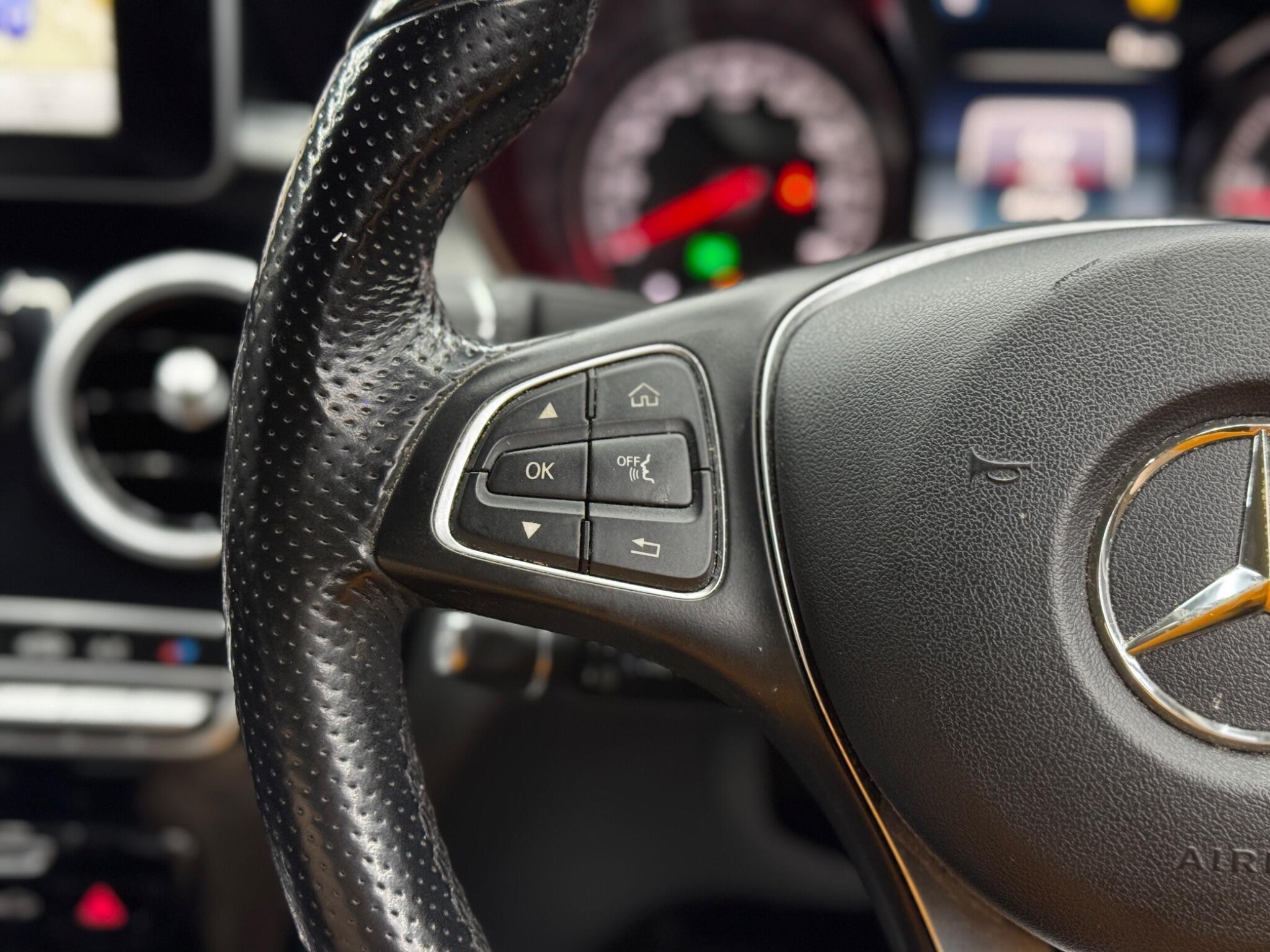 Mercedes C Class - Image 19