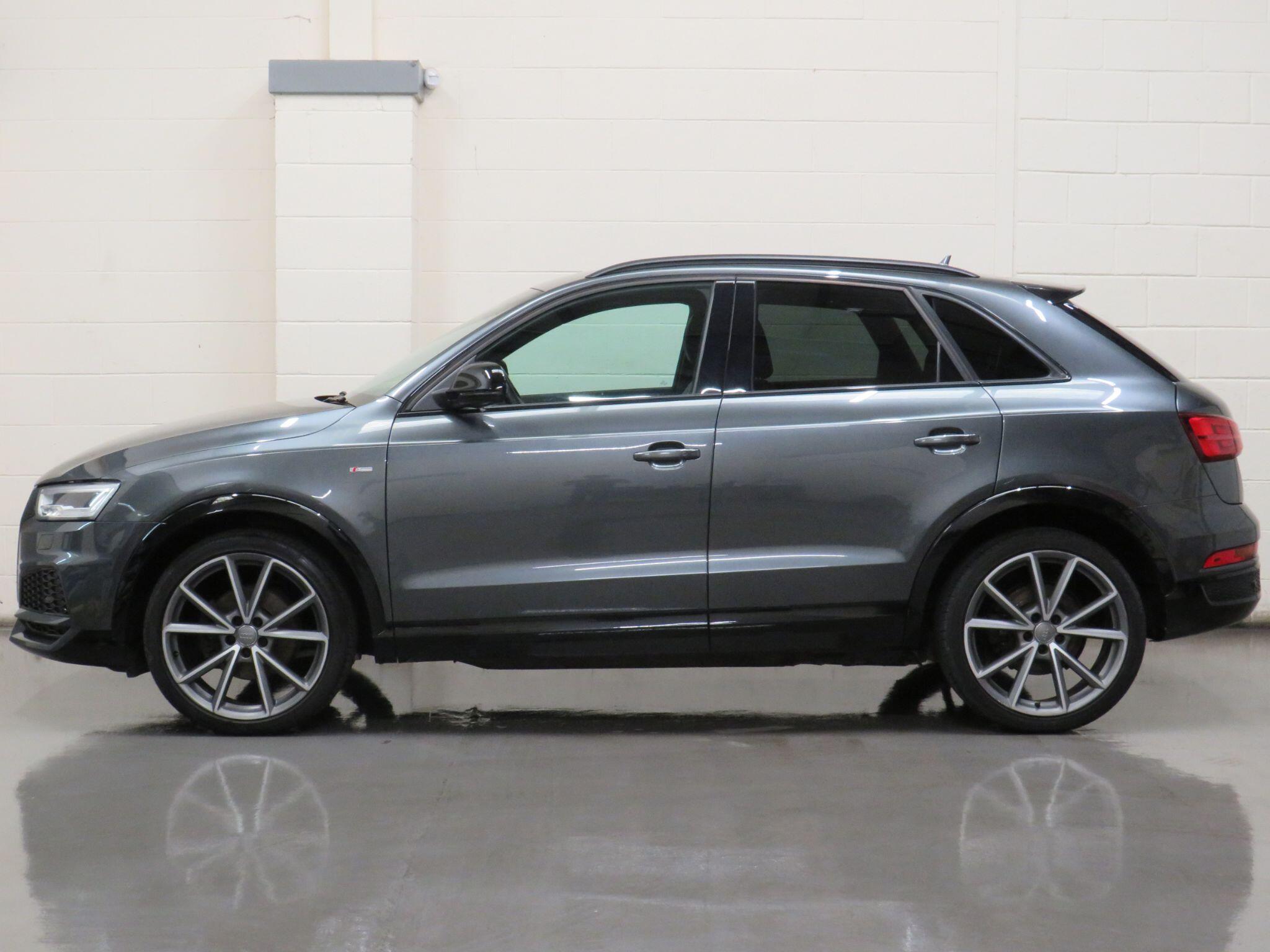 Audi Q3 - Image 6