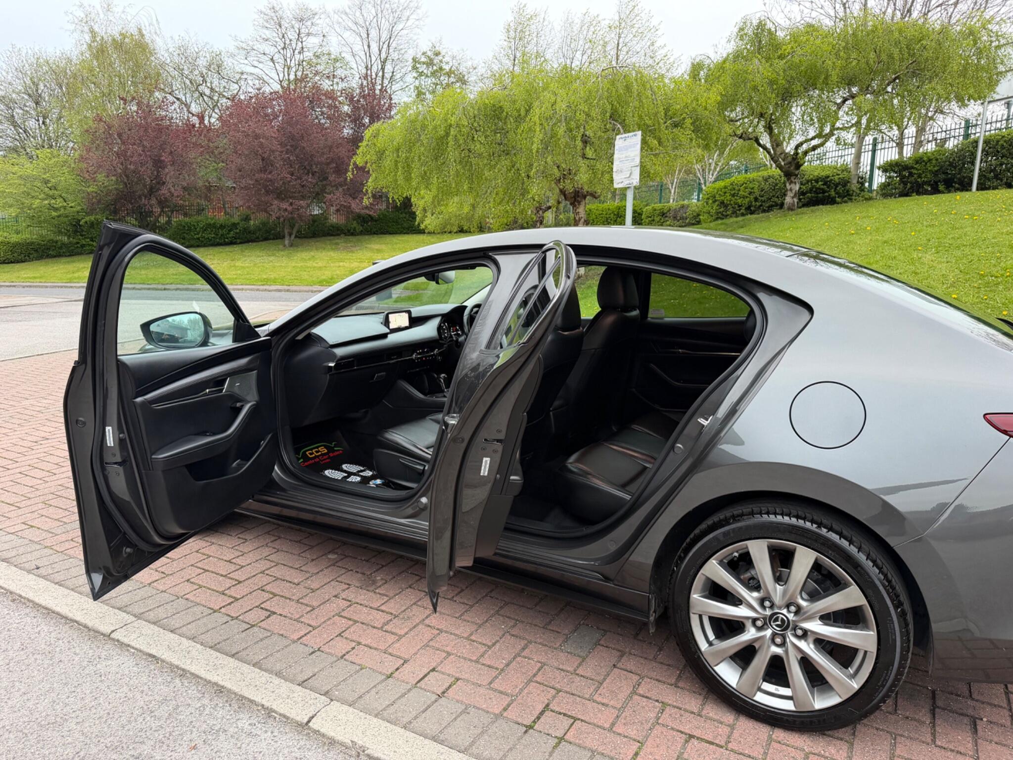 Mazda MAZDA3 - Image 21