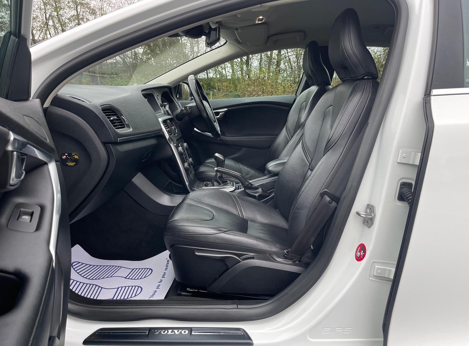 Volvo V40 - Image 47