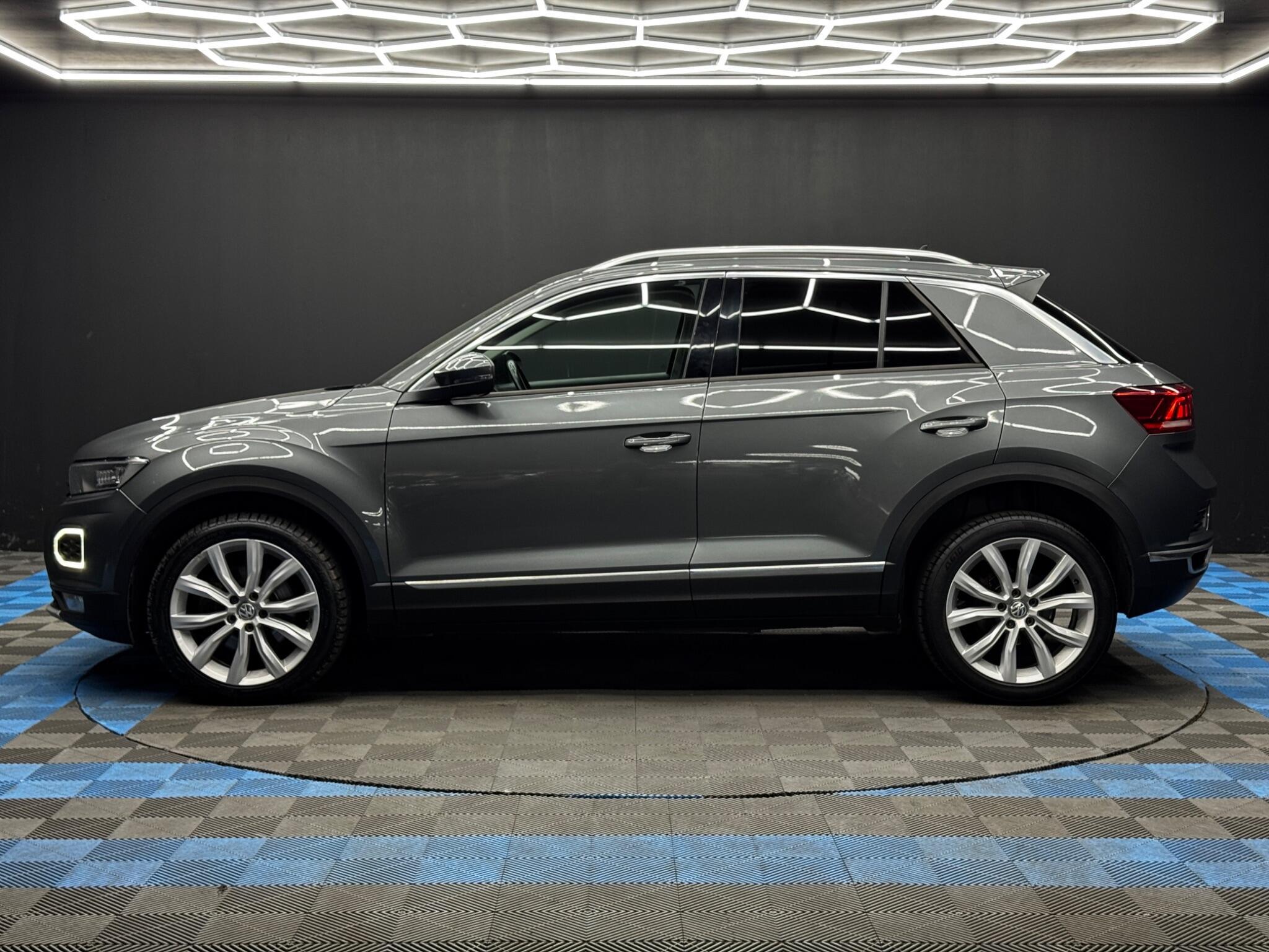 Volkswagen T-Roc - Image 8