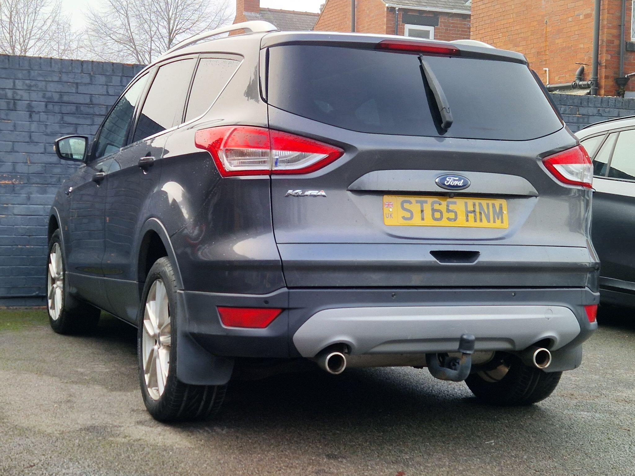 Ford Kuga - Image 18