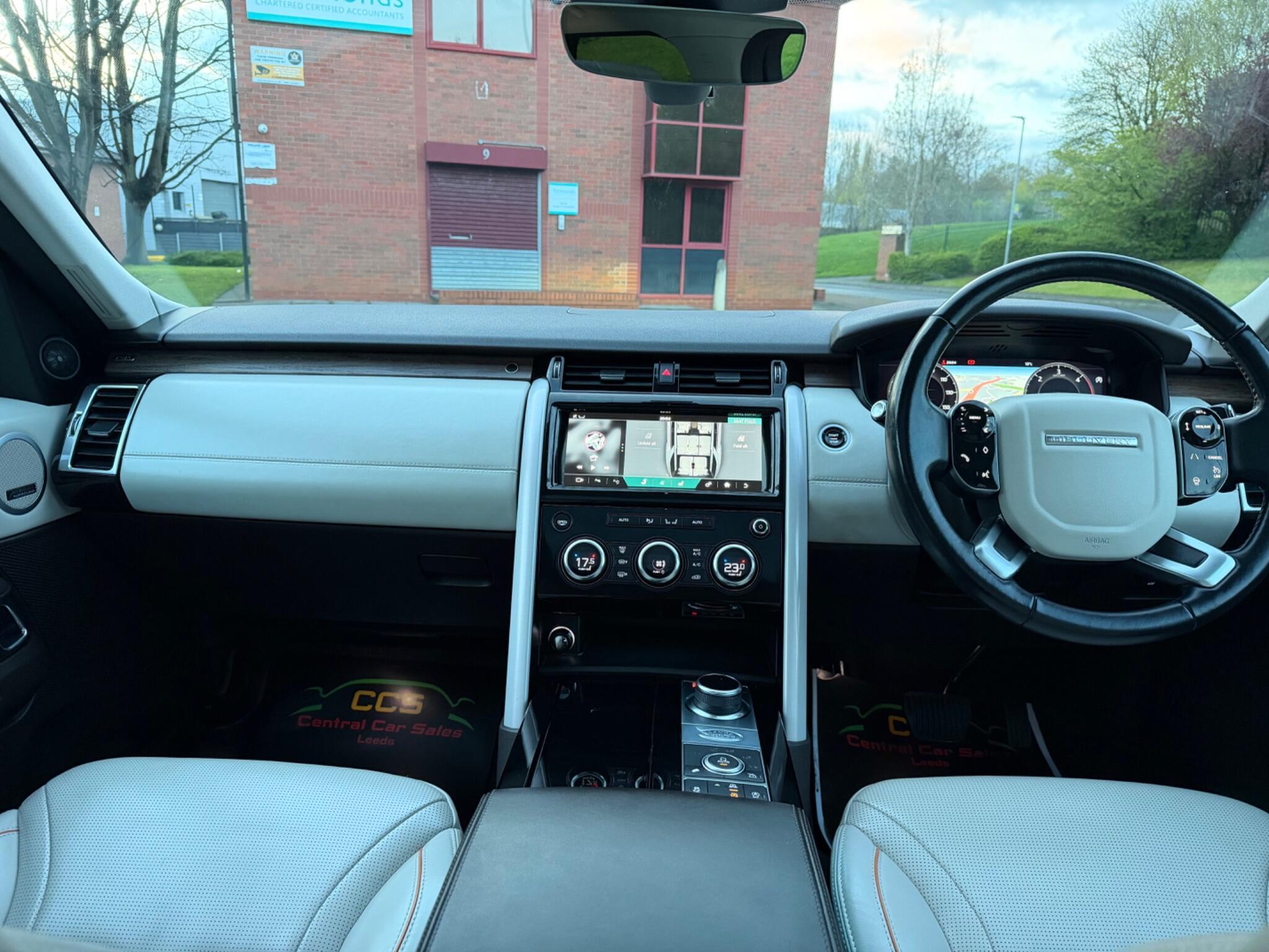 Land Rover Discovery - Image 67