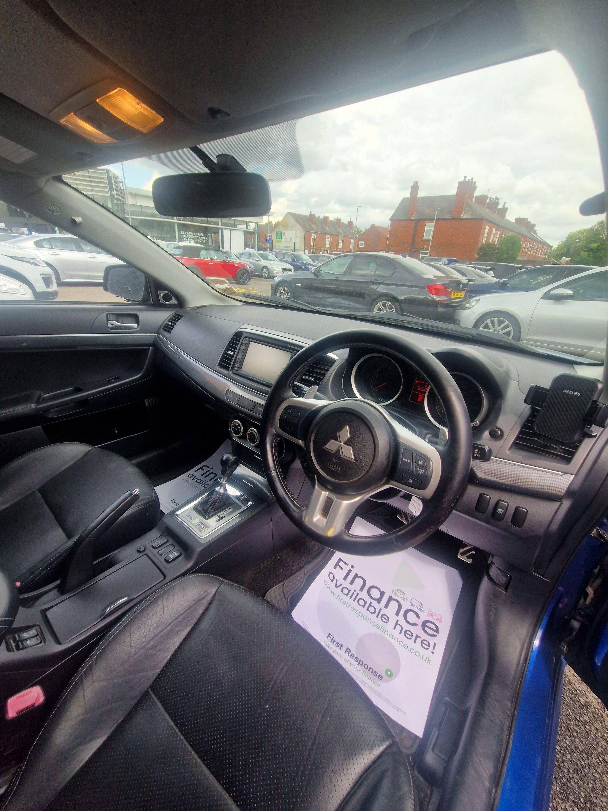 Mitsubishi Lancer - Image 25