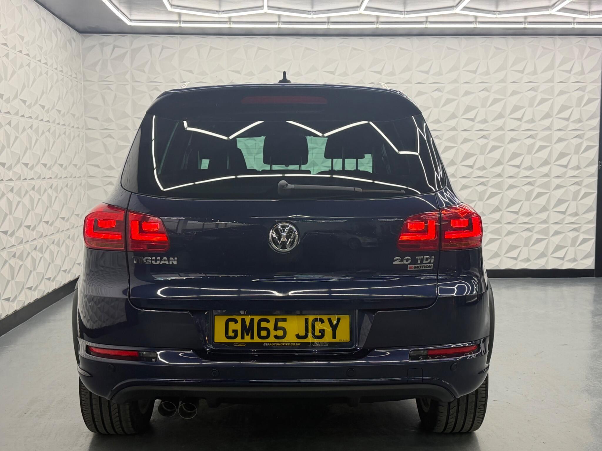 Volkswagen Tiguan - Image 10