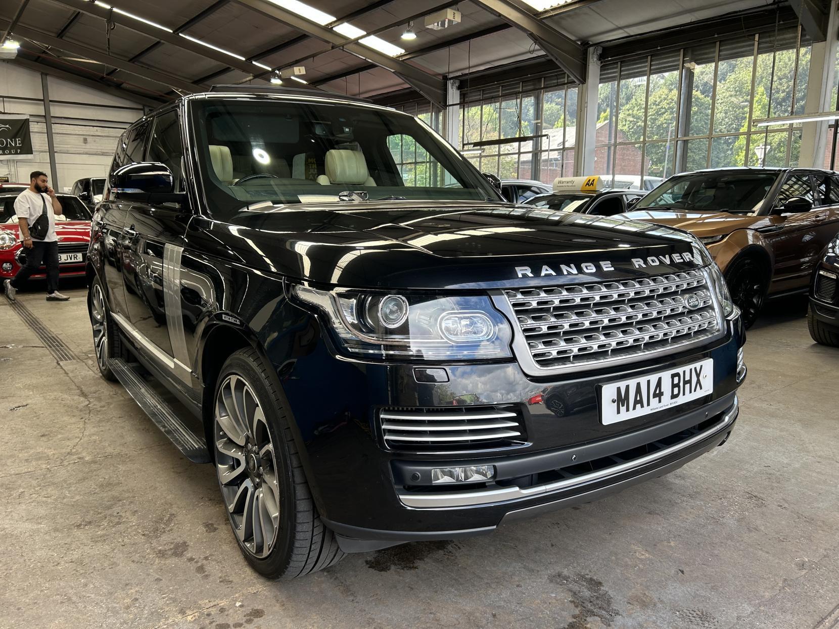 Land Rover Range Rover - Image 2