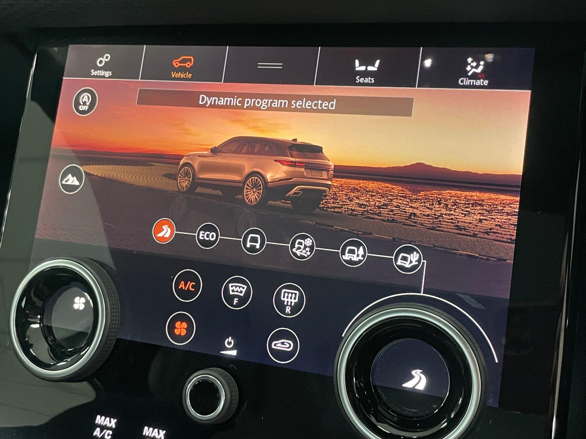 Land Rover Range Rover Velar - Image 47