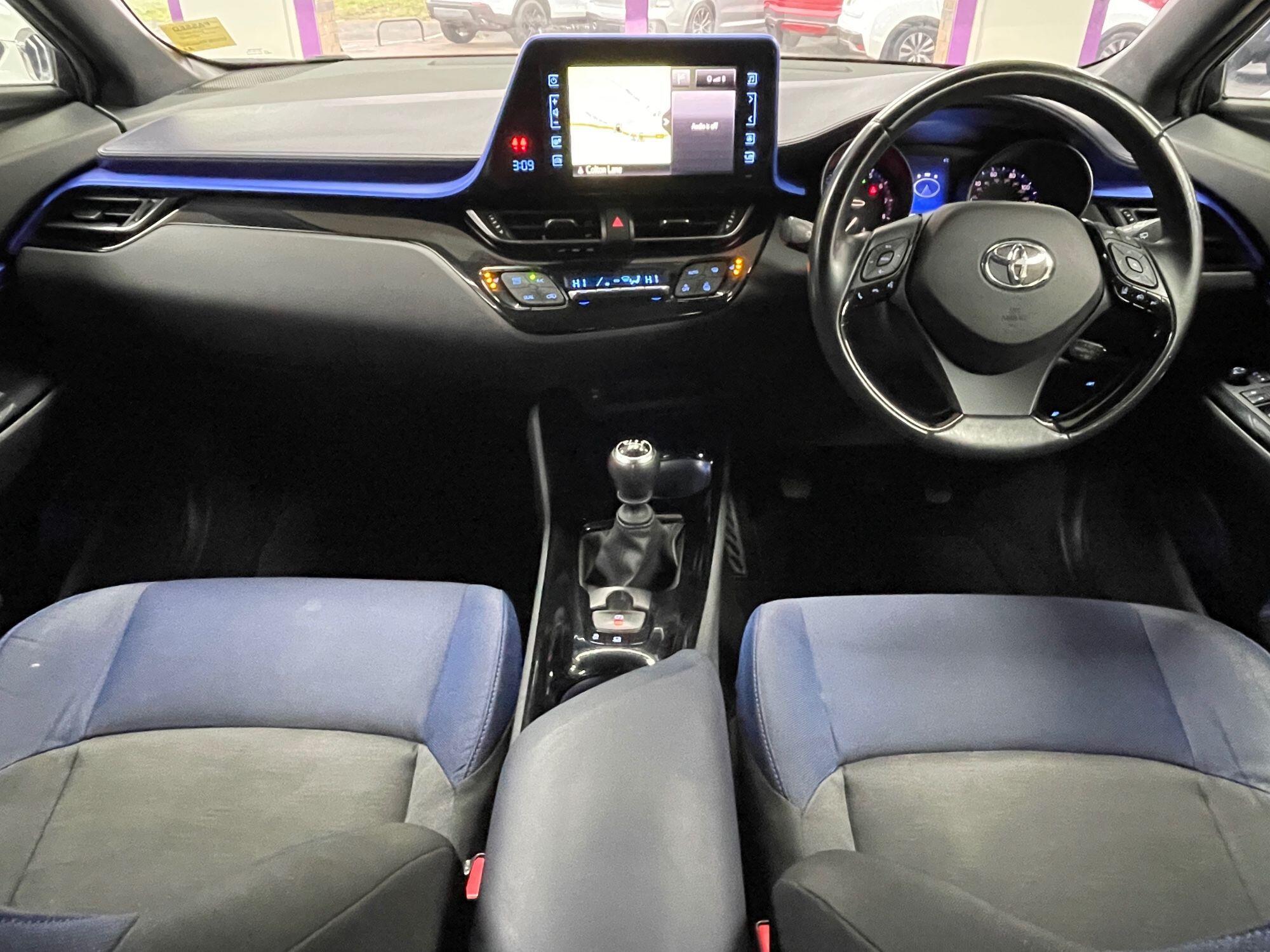 Toyota C-Hr - Image 2