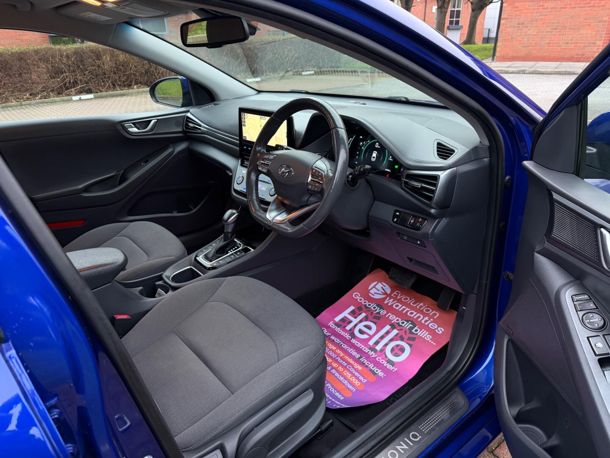 Hyundai Ioniq - Image 41