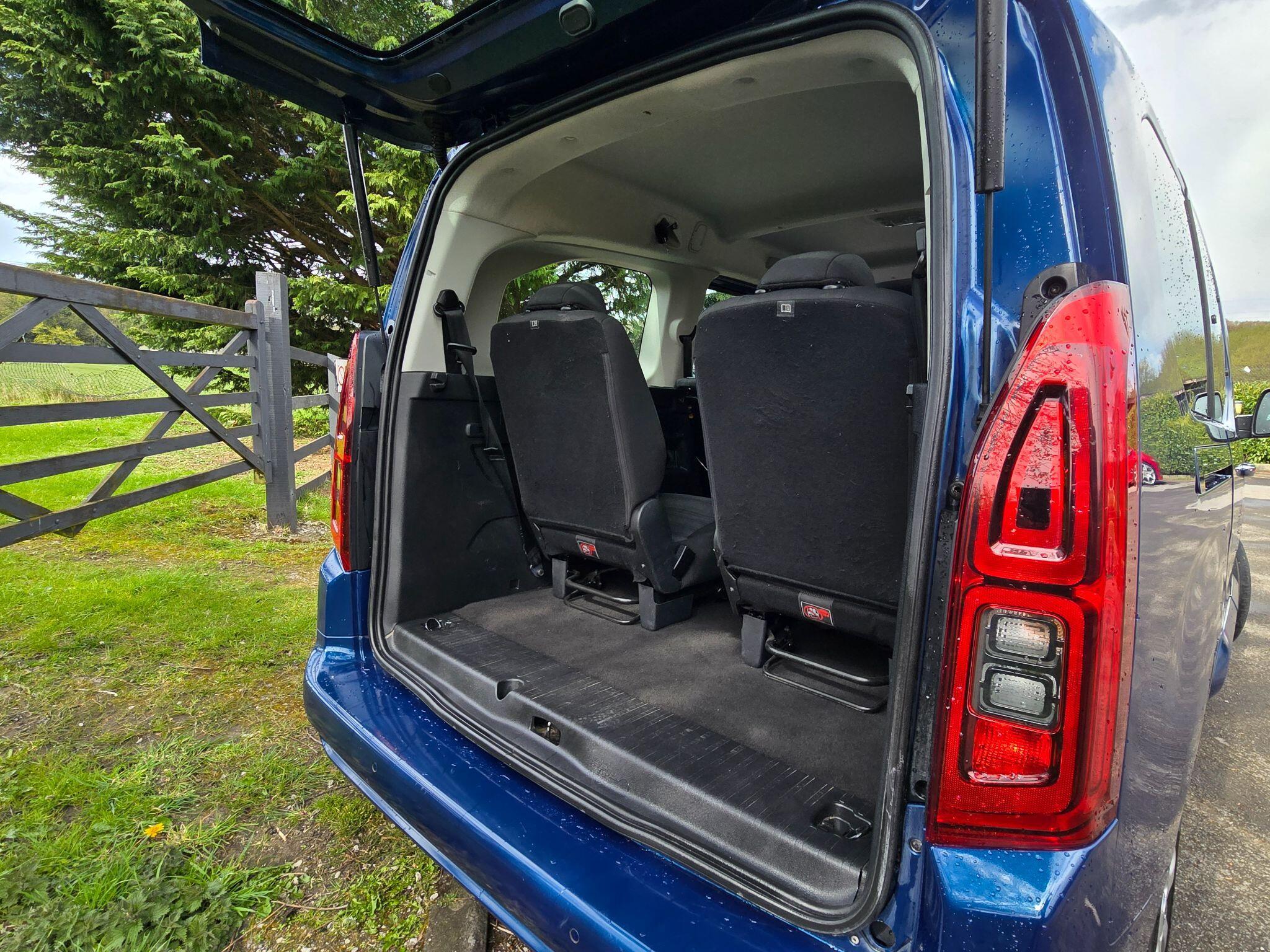 Vauxhall Combo Life - Image 8