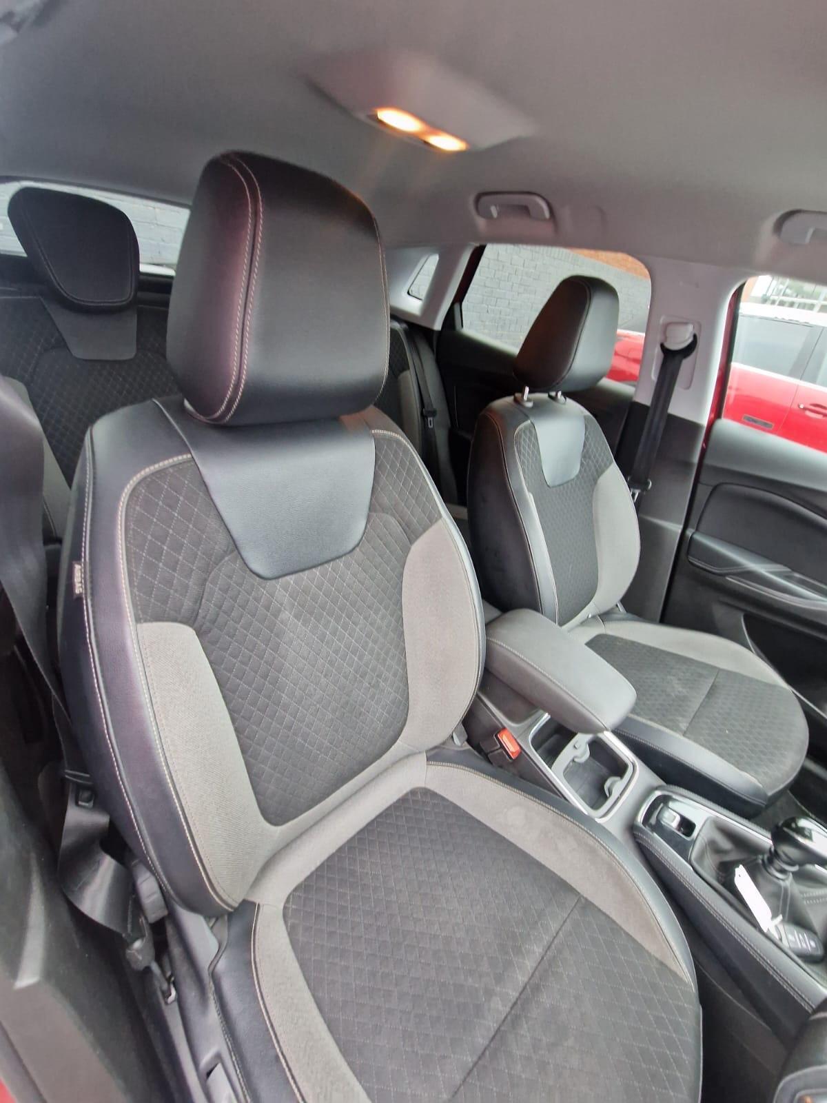 Vauxhall Grandland X - Image 28