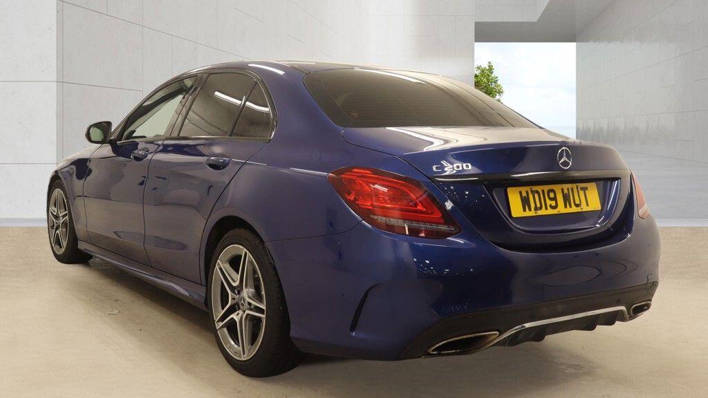 Mercedes-benz C Class - Image 4