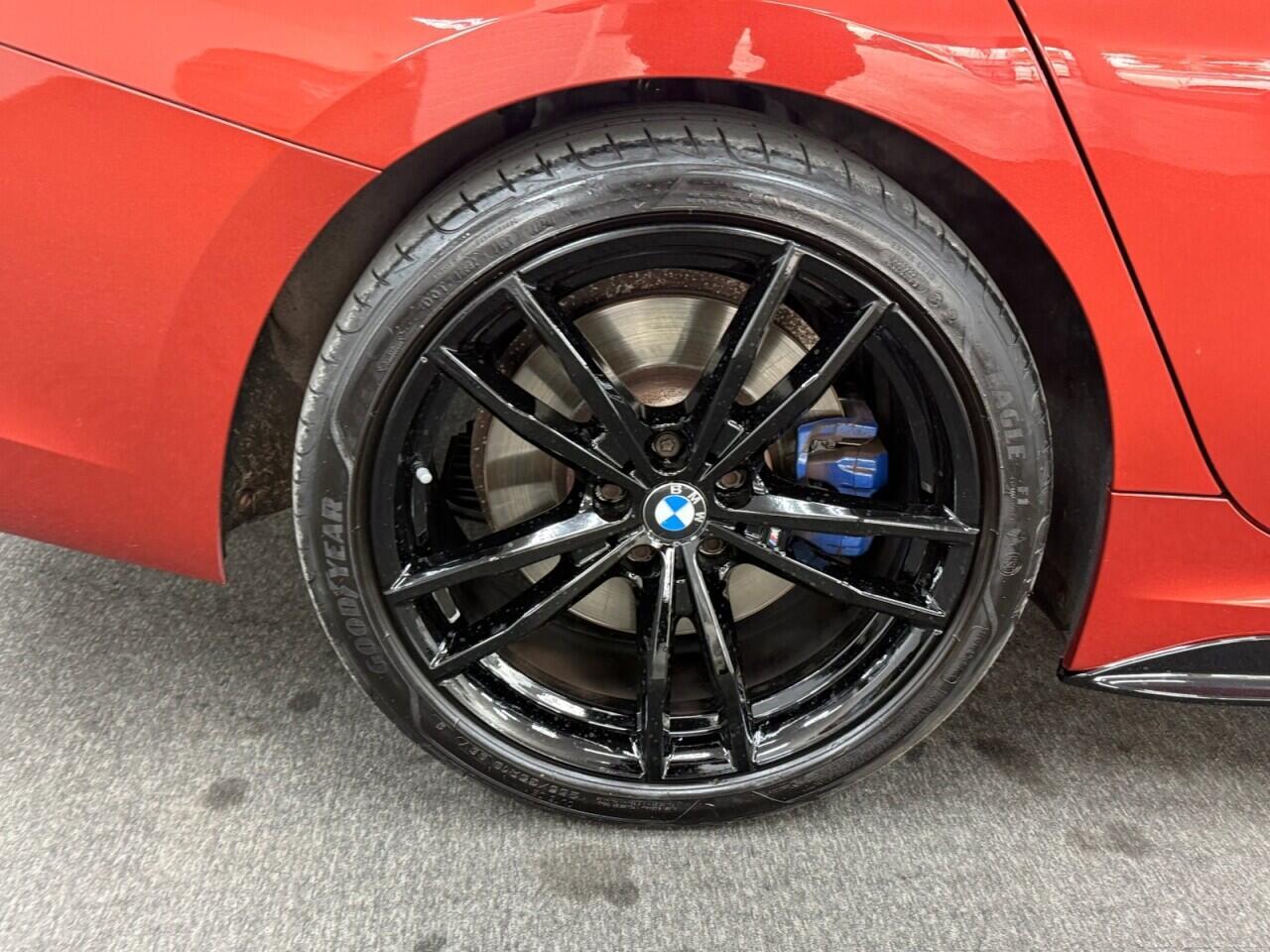 BMW 3 Series - Image 16