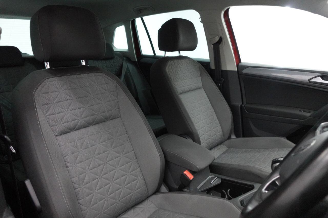 Volkswagen Tiguan - Image 2