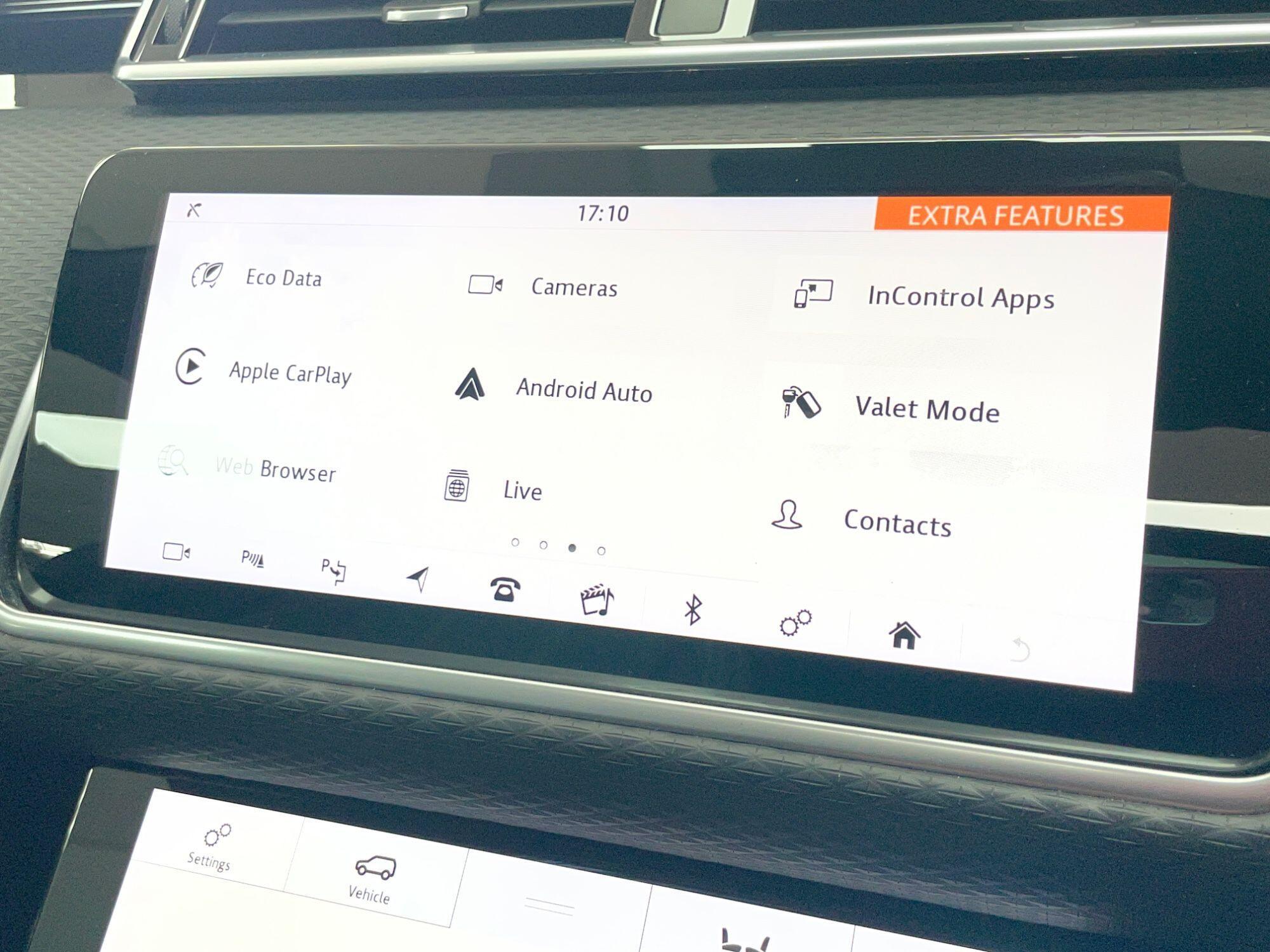 Land Rover Range Rover Velar - Image 48