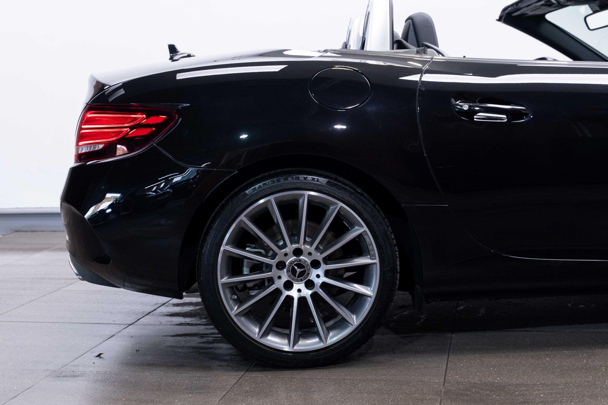 Mercedes SLC - Image 19