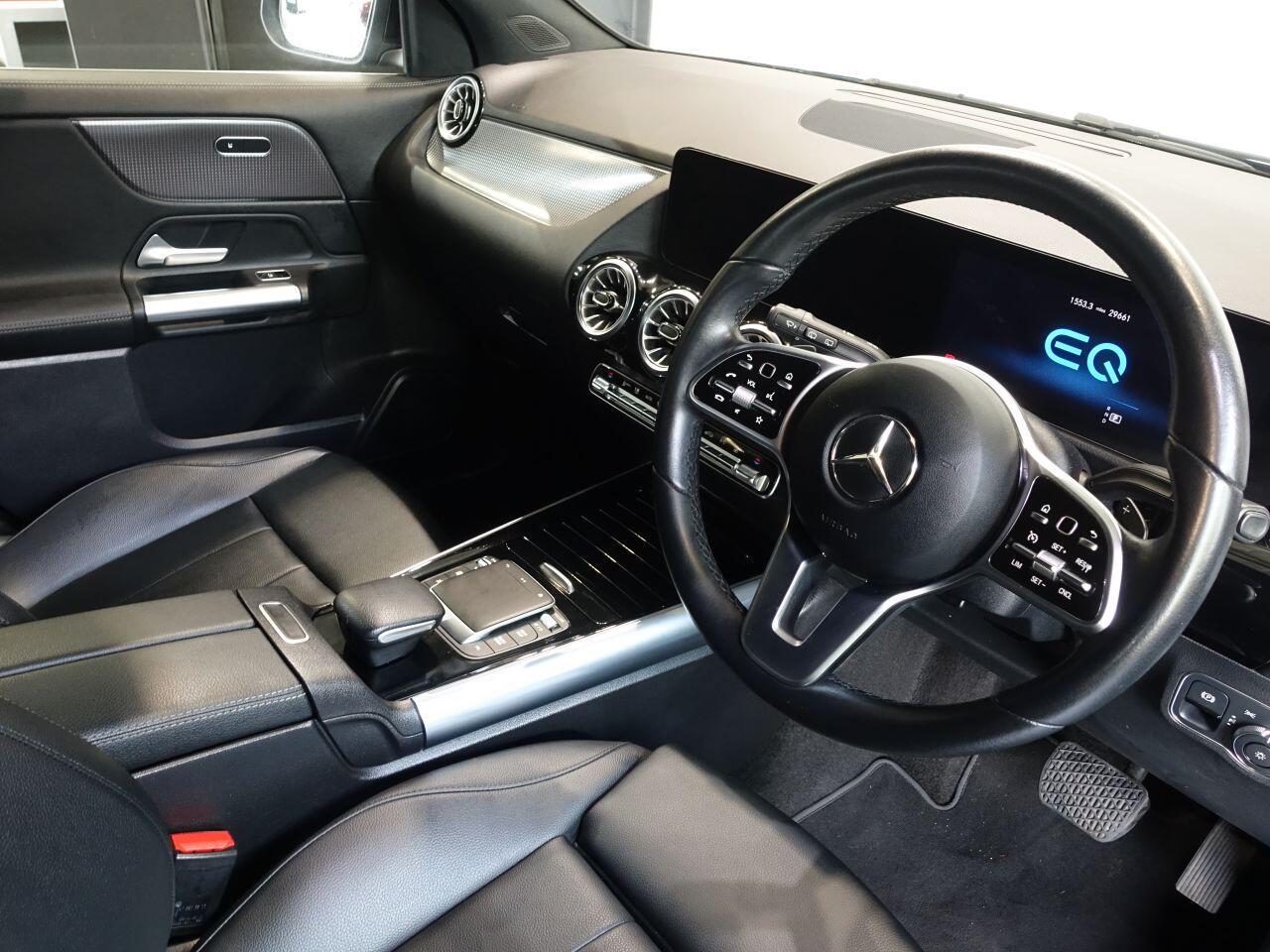 Mercedes-benz EQA - Image 2