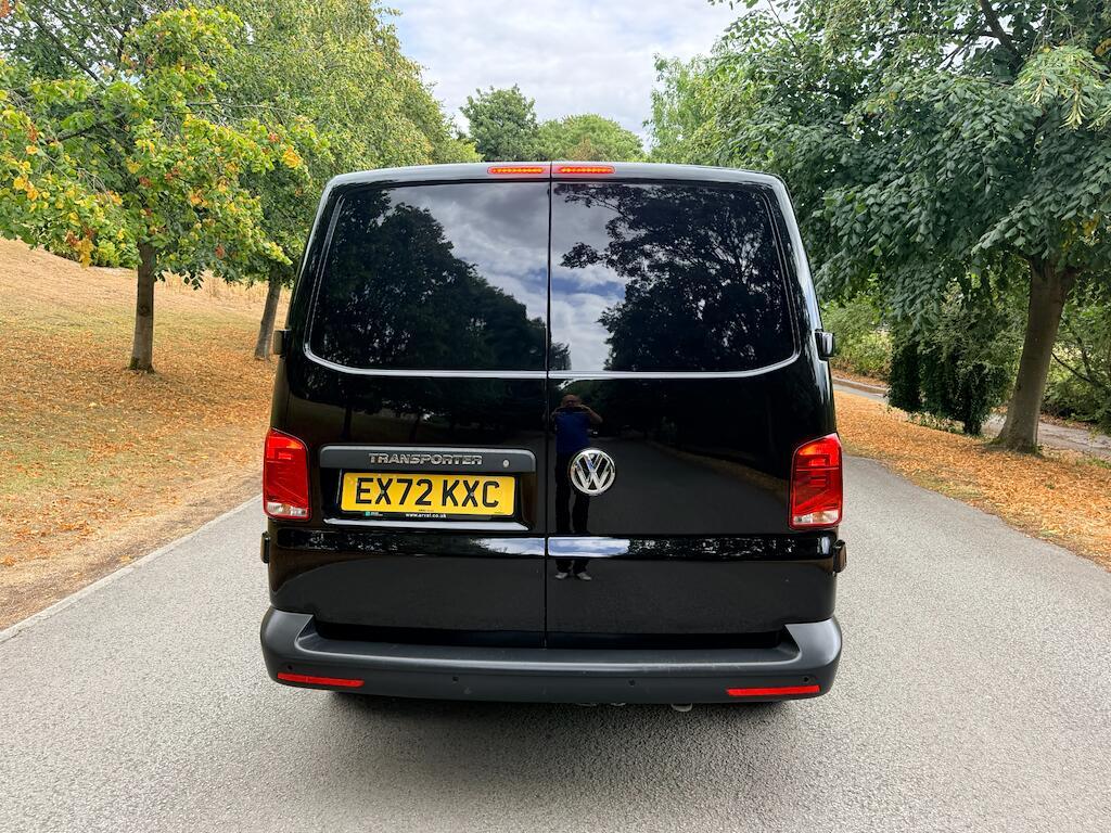 Volkswagen Transporter - Image 4