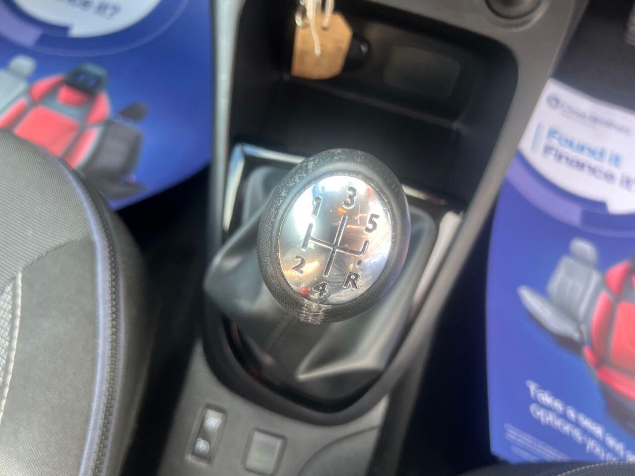 Renault Captur - Image 17