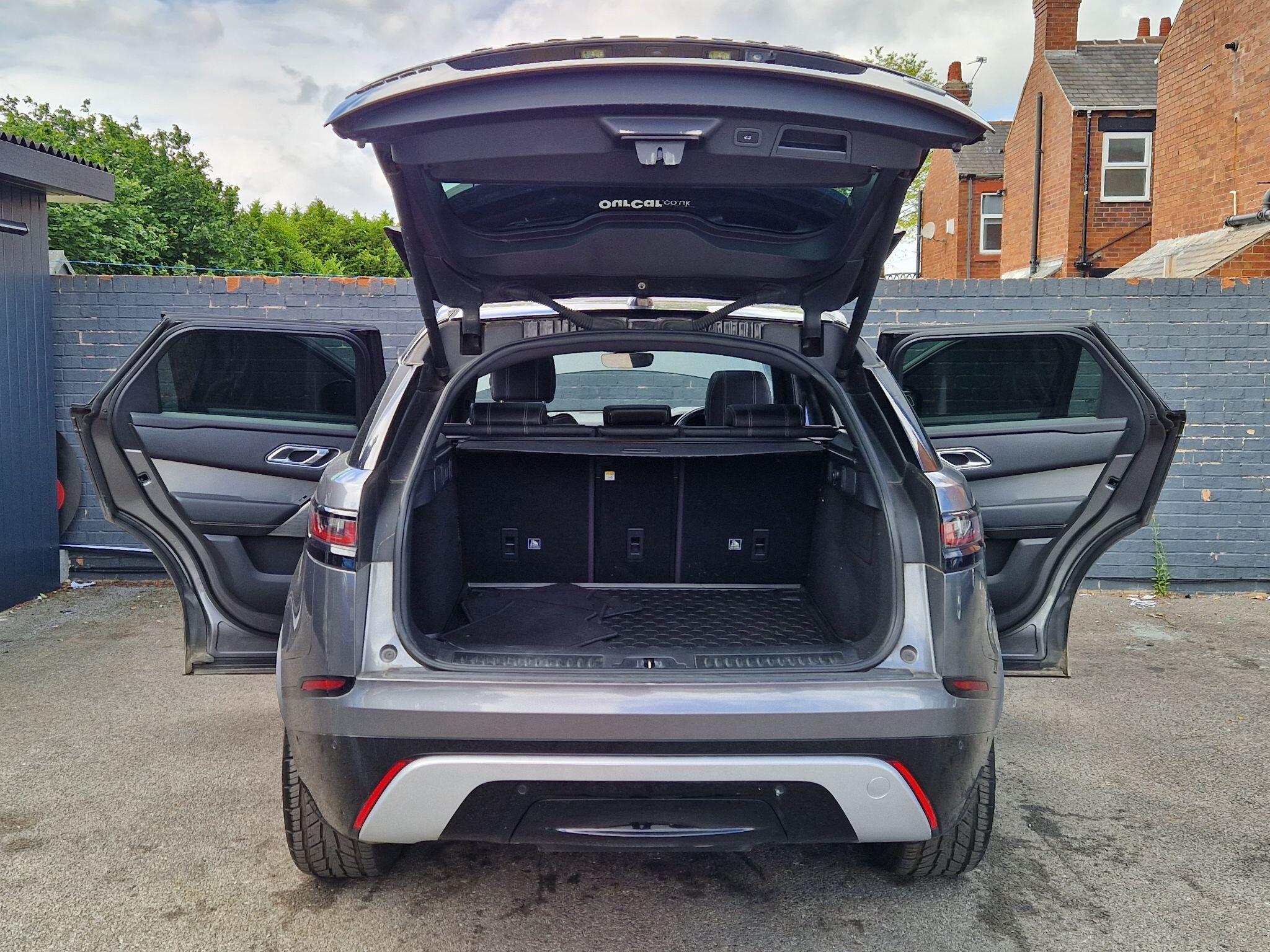 Land Rover Range Rover Velar - Image 20