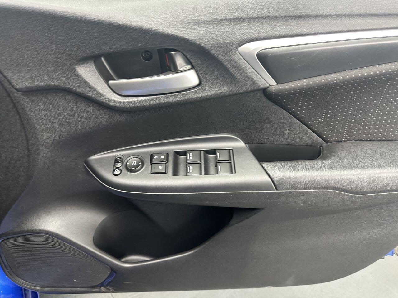 Honda Jazz - Image 17