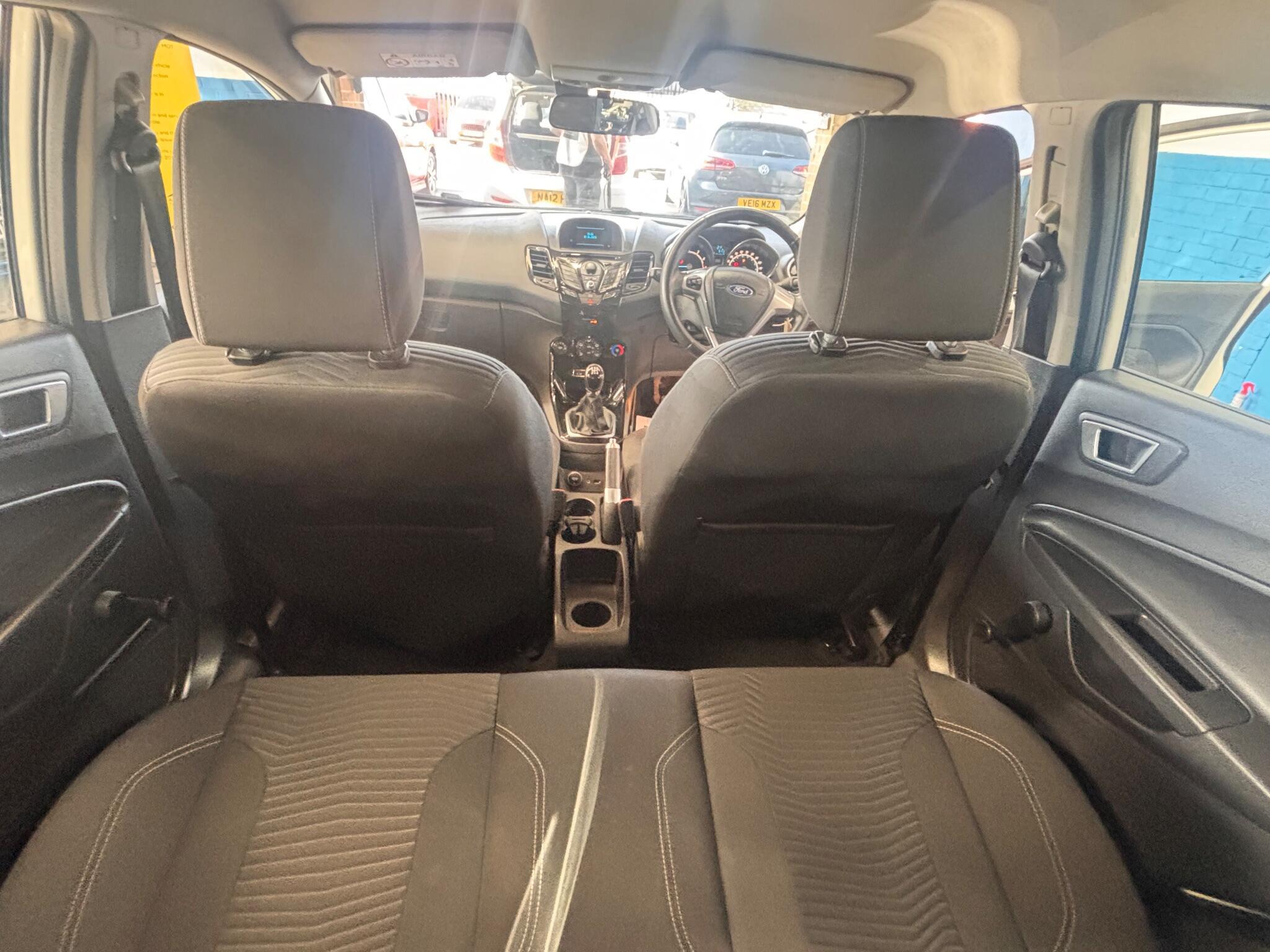 Ford Fiesta - Image 20