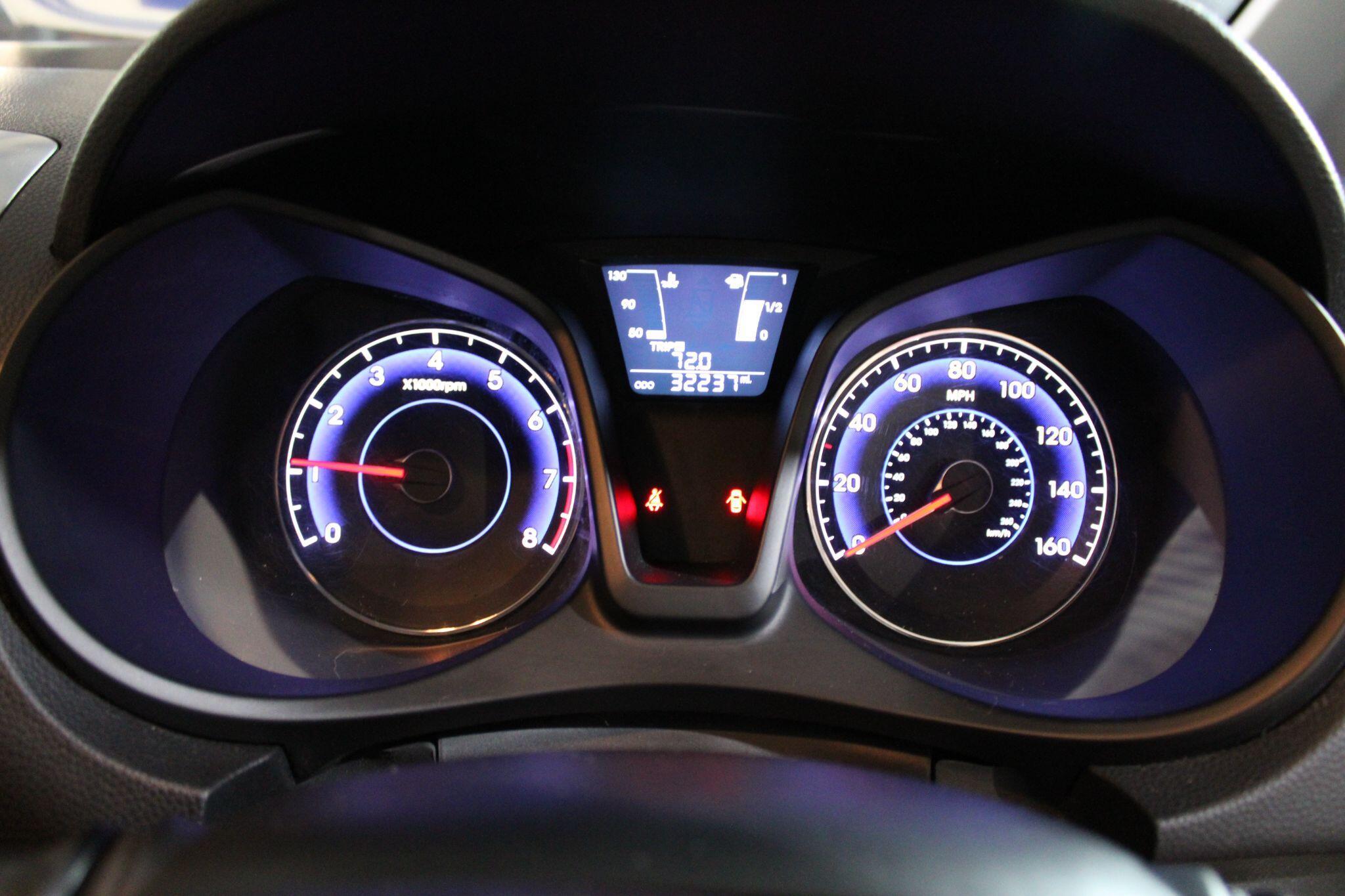 Hyundai ix20 - Image 9