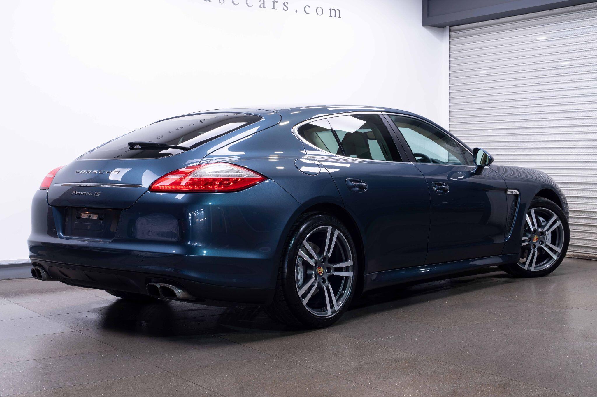 Porsche Panamera - Image 2